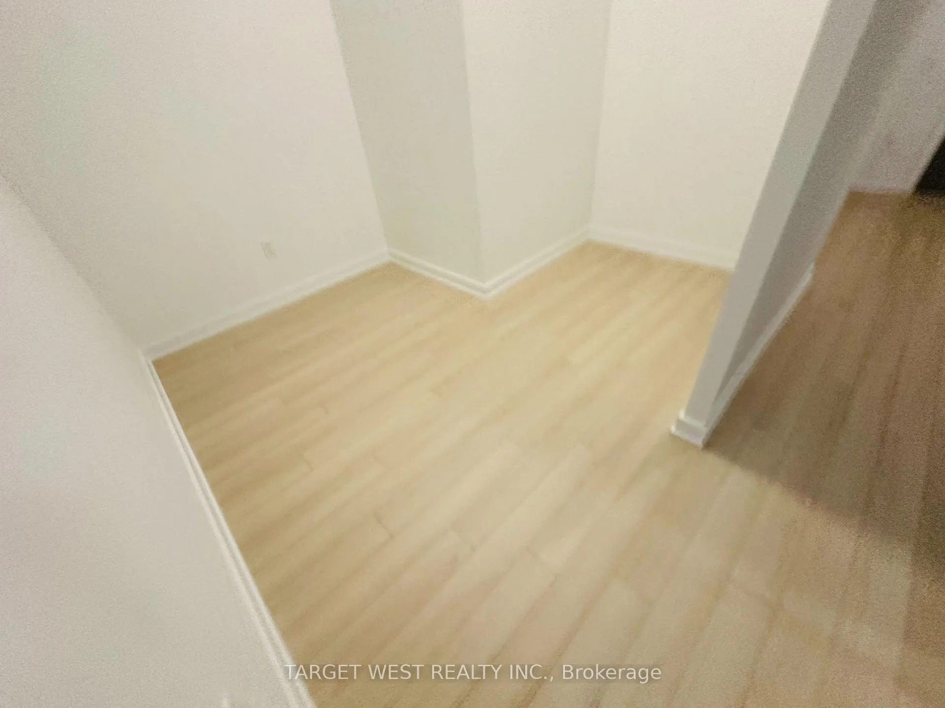 Photo 9 of Unit 914, 15 Skyridge Drive, Brampton, Bram East — HOMEH
