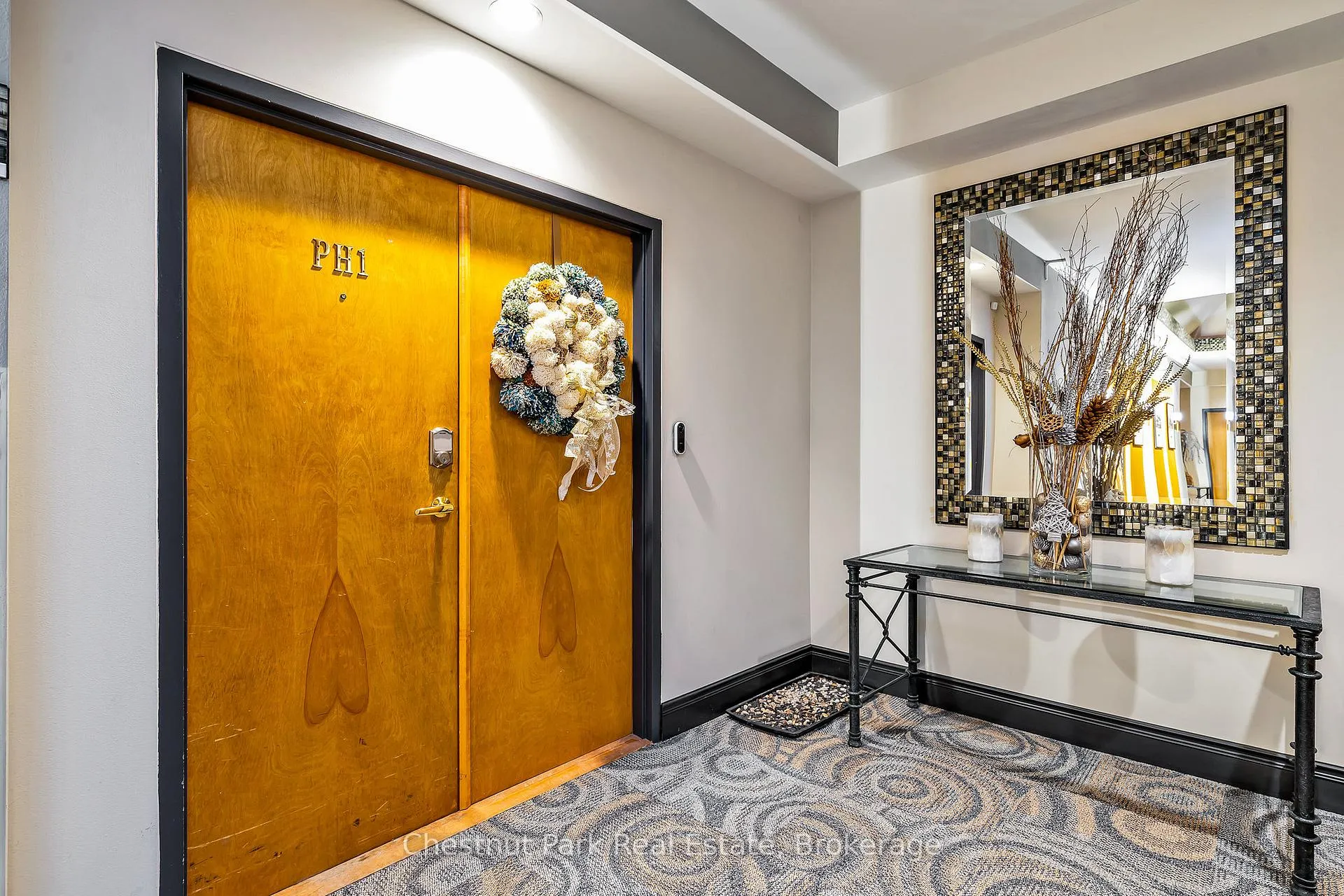 Photo 13 of Unit 1001, 24 Ramblings Way, Collingwood — HOMEH