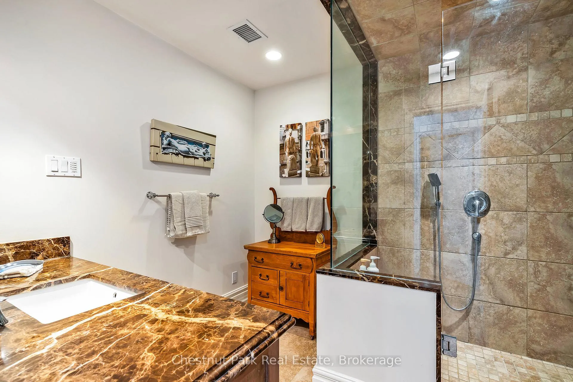 Photo 51 of Unit 1001, 24 Ramblings Way, Collingwood — HOMEH