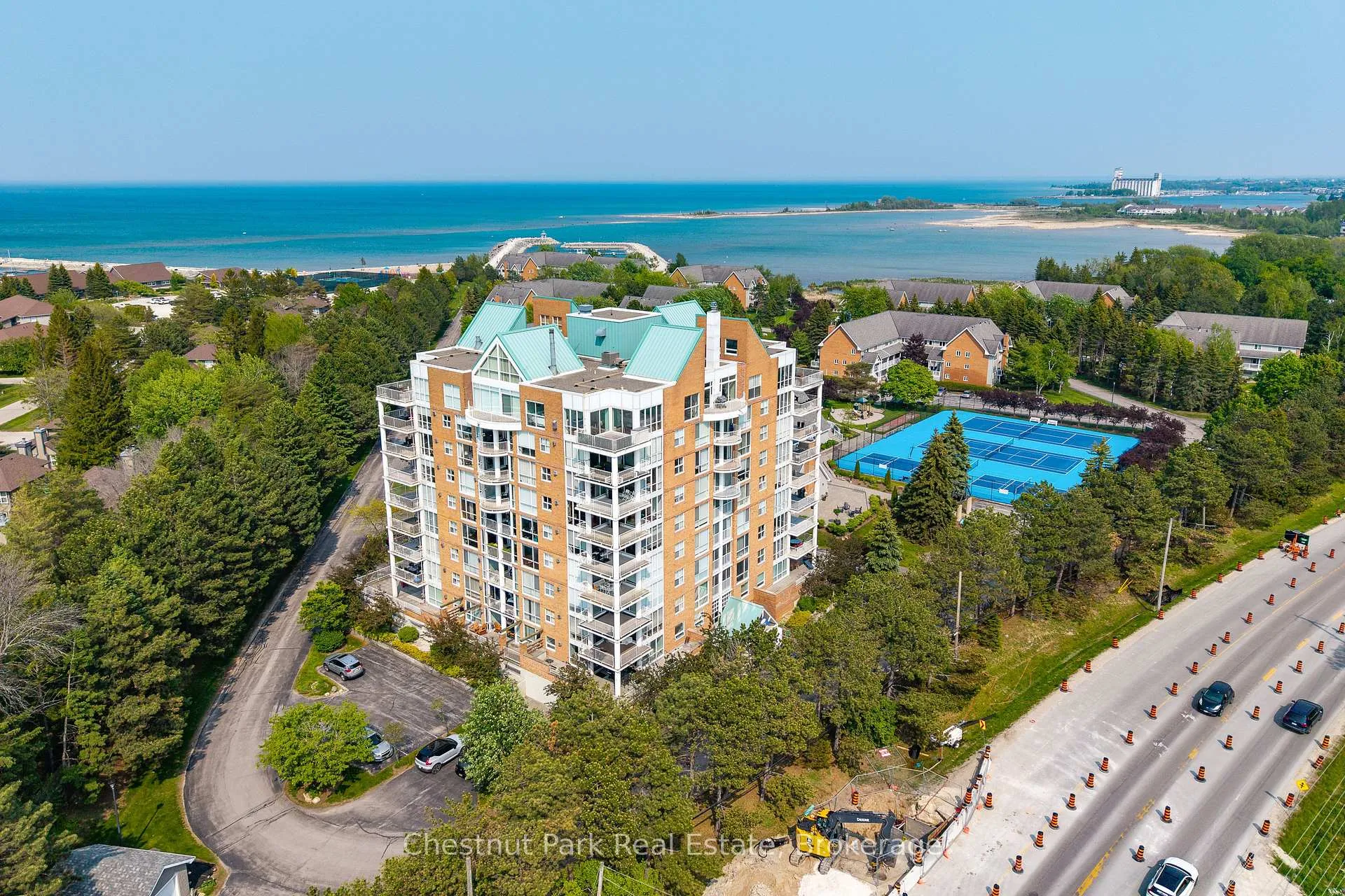 Photo 4 of Unit 1001, 24 Ramblings Way, Collingwood — HOMEH