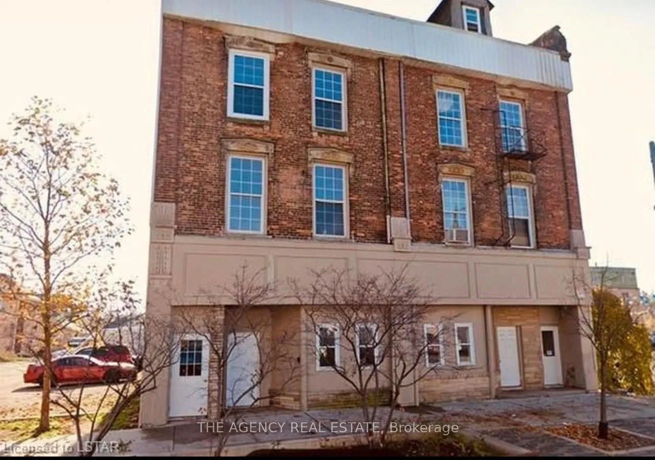 Photo 1 of Unit 9, 268 Talbot Street, St. Thomas — HOMEH
