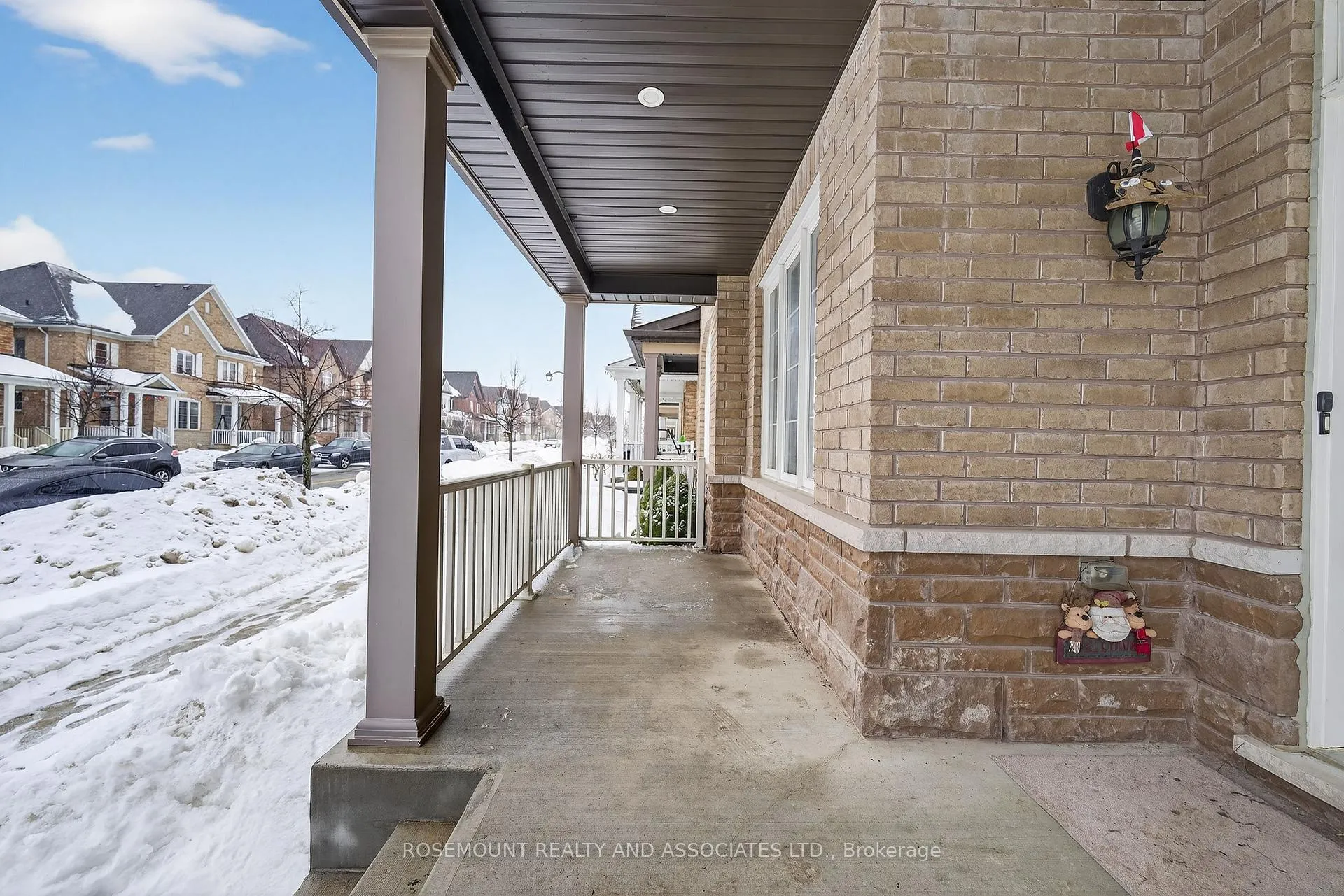 Photo 4 of 209 Cornell Park Avenue, Markham, Cornell — HOMEH