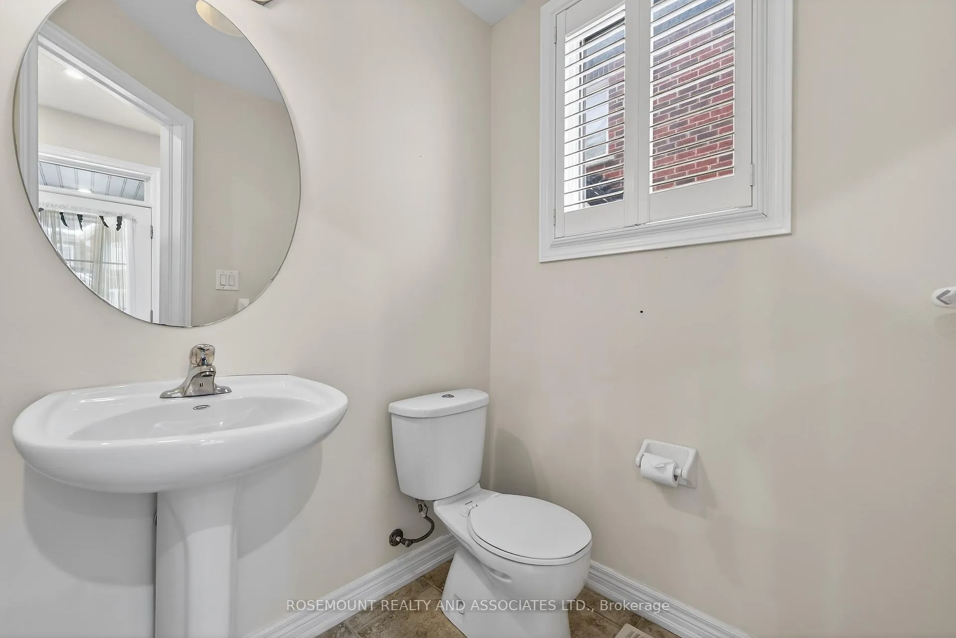 Photo 8 of 209 Cornell Park Avenue, Markham, Cornell — HOMEH