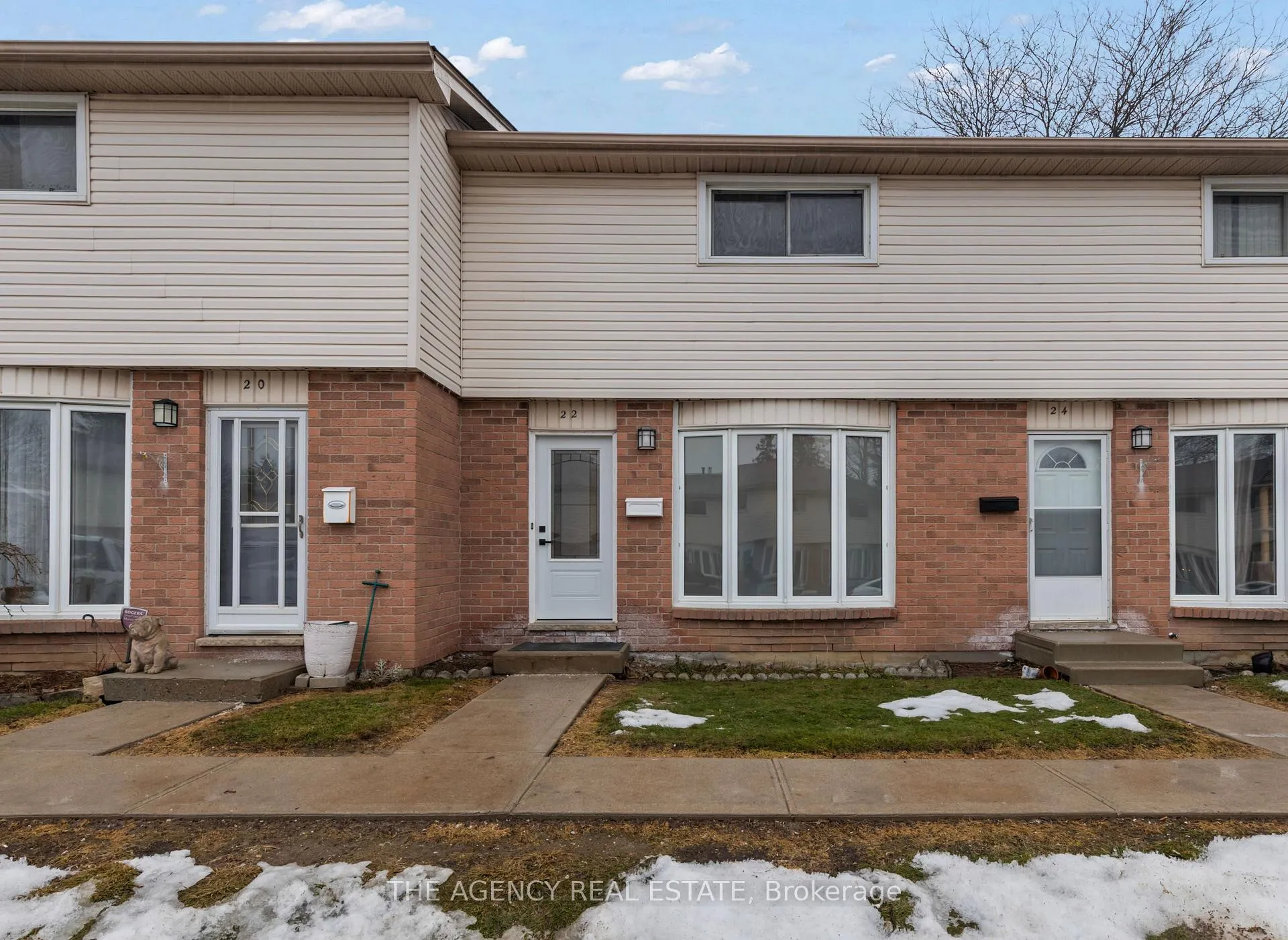 Front of Unit 22, 700 Exeter Road