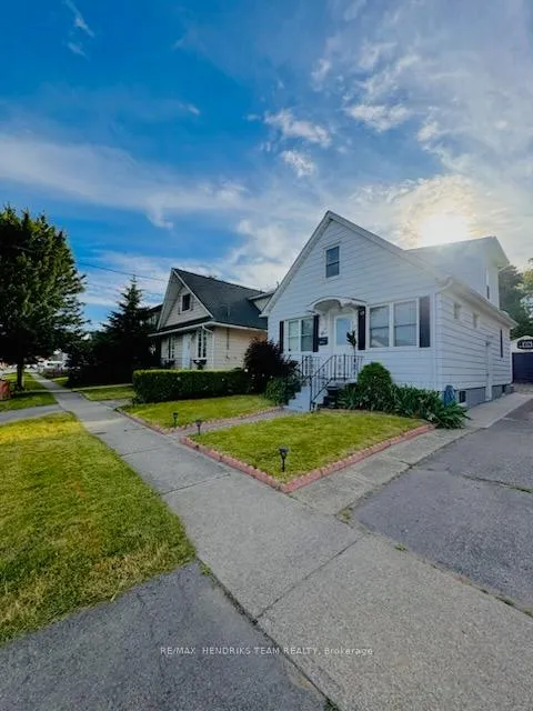 Photo 2 of 91 Page Street, St. Catharines, E. Chester — HOMEH