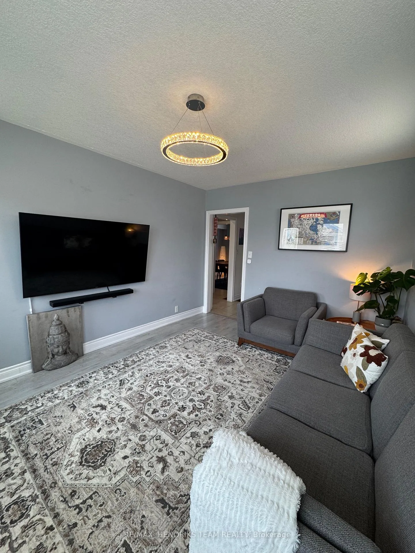 Photo 5 of 91 Page Street, St. Catharines, E. Chester — HOMEH