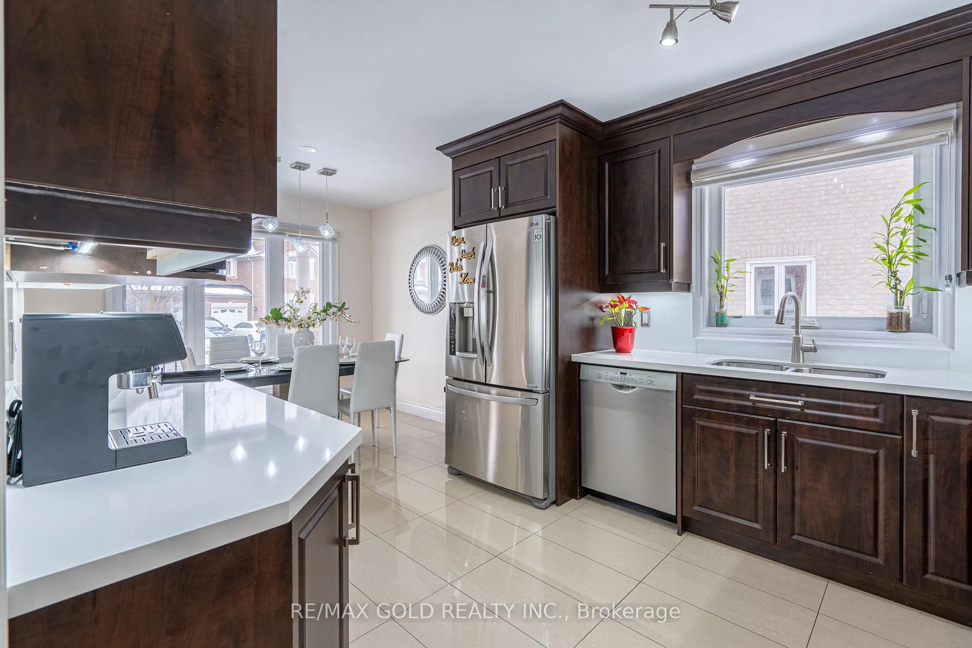 Photo 3 of 15 Barrier Reef Lane, Brampton, Sandringham-Wellington — HOMEH