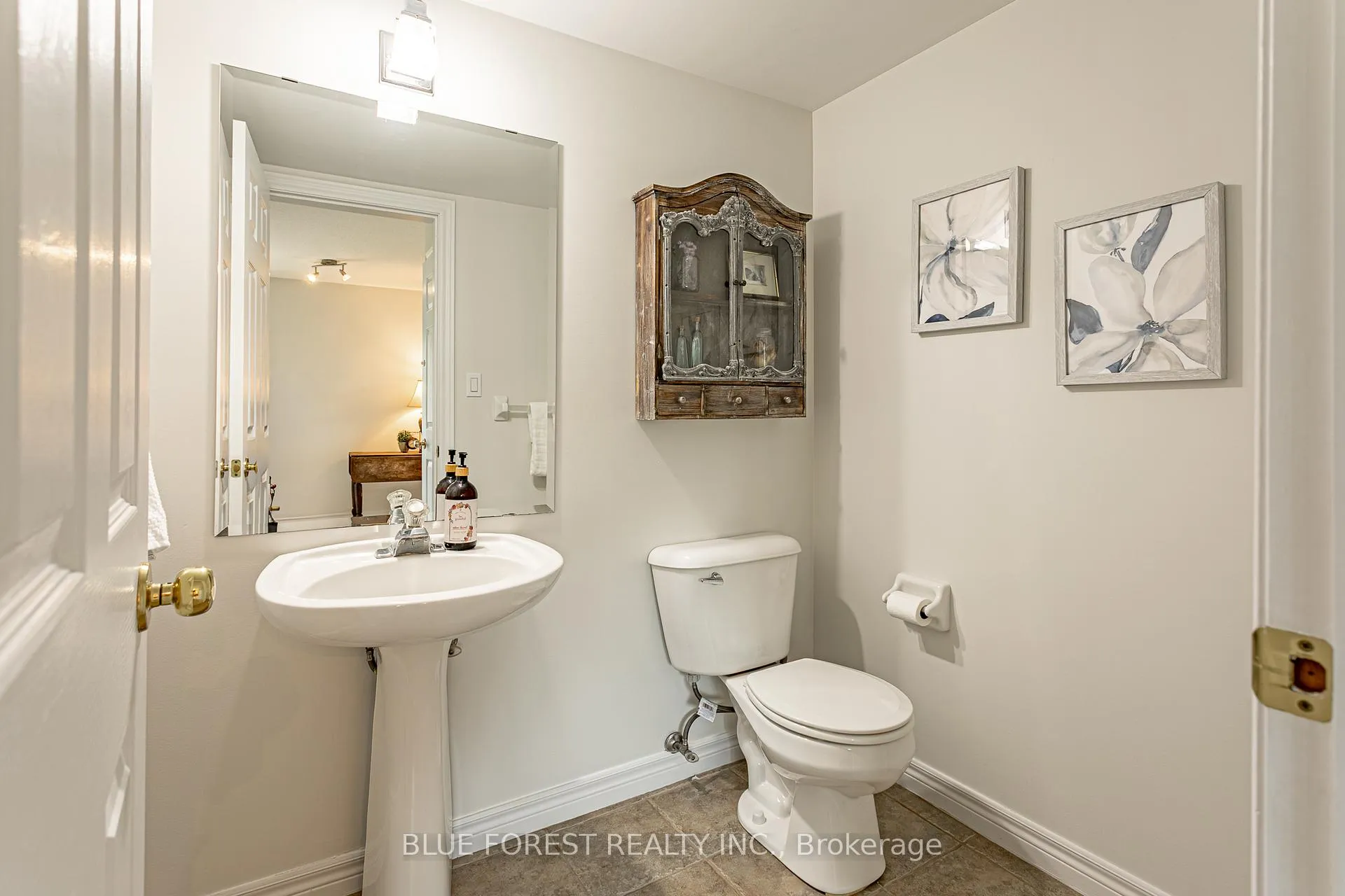 Photo 17 of 49 Parkview Drive, Thames Centre, Dorchester — HOMEH