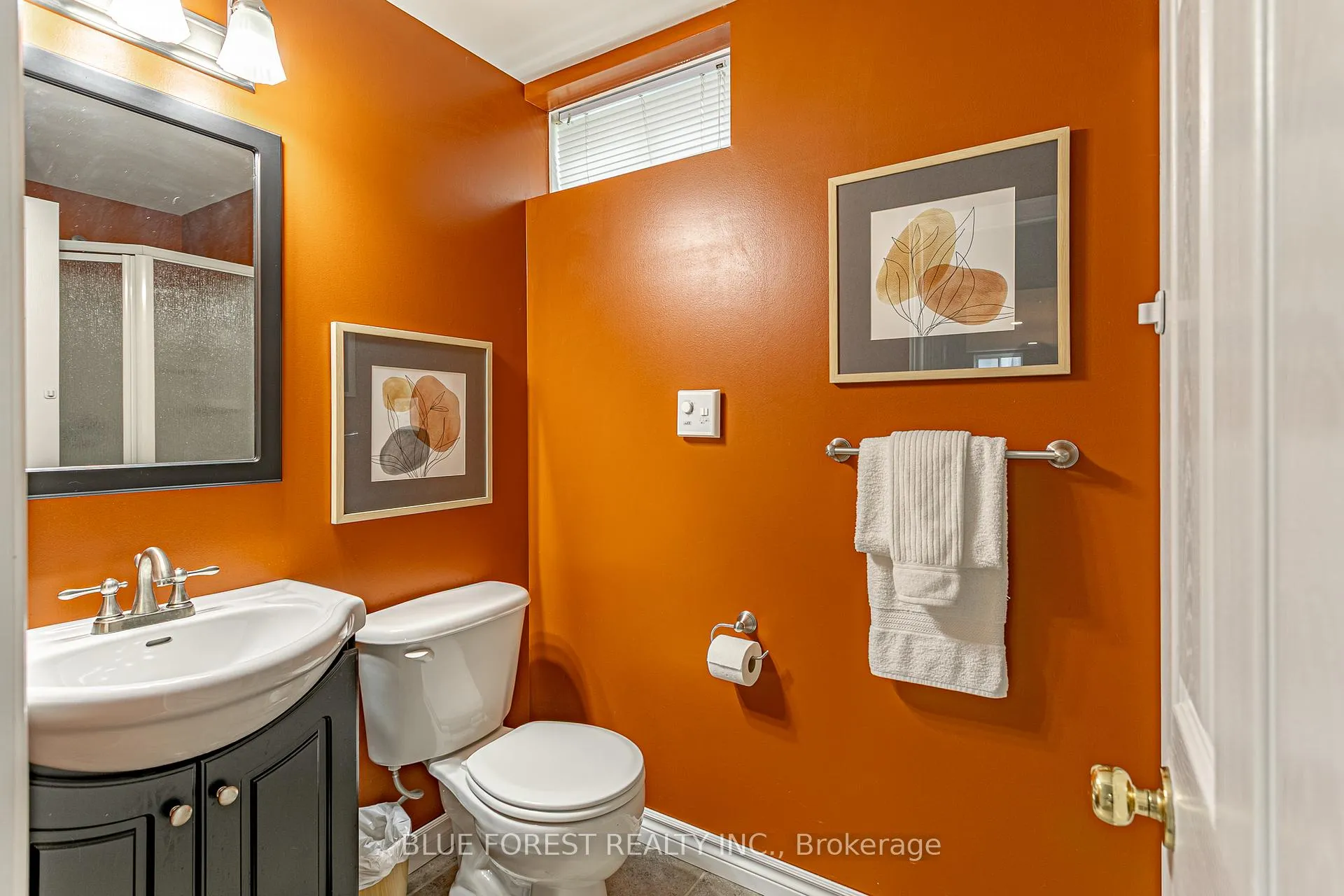 Photo 25 of 49 Parkview Drive, Thames Centre, Dorchester — HOMEH
