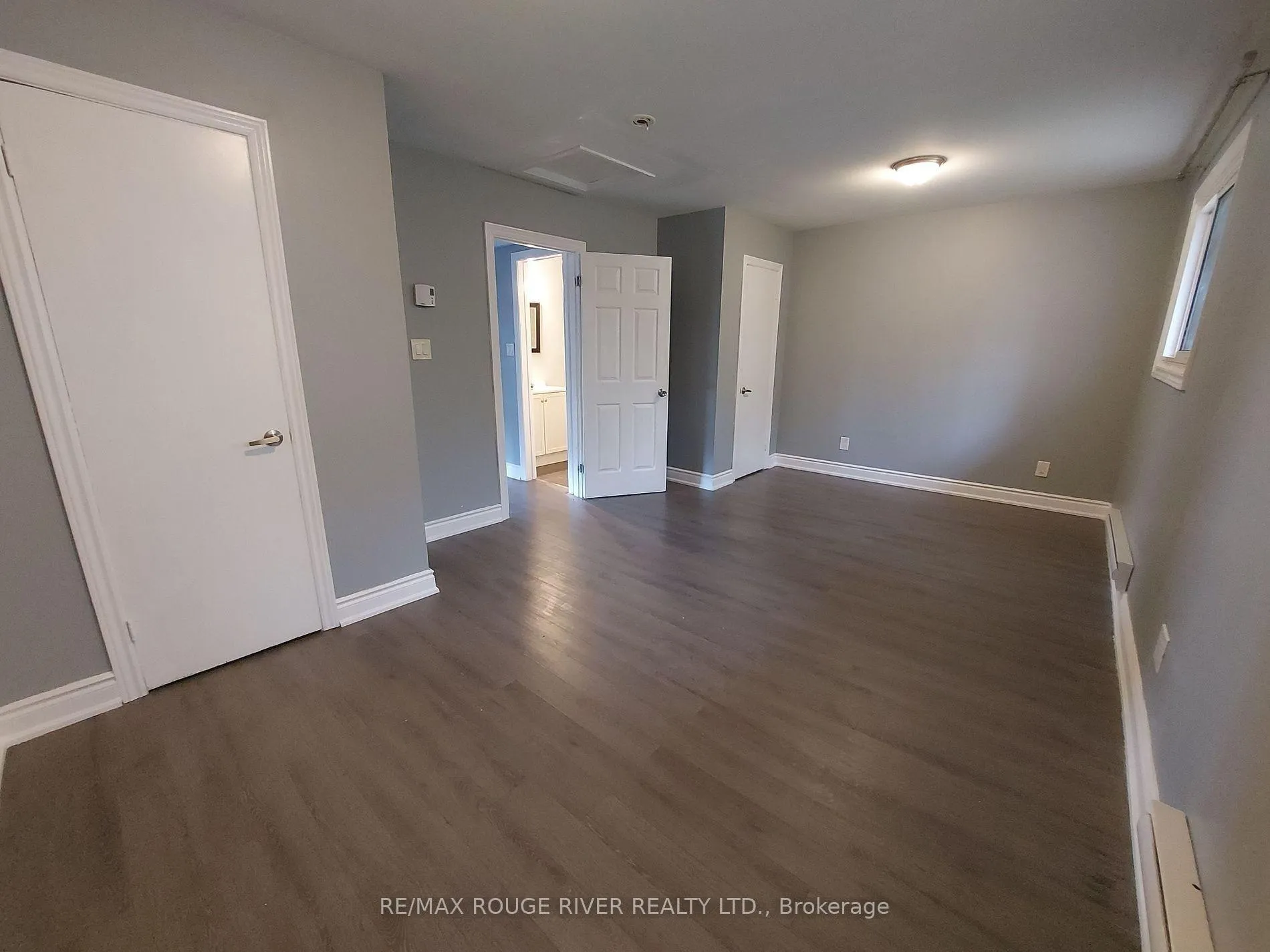 Photo 6 of Unit Main, 432 Bloor Street E, Oshawa, Lakeview — HOMEH