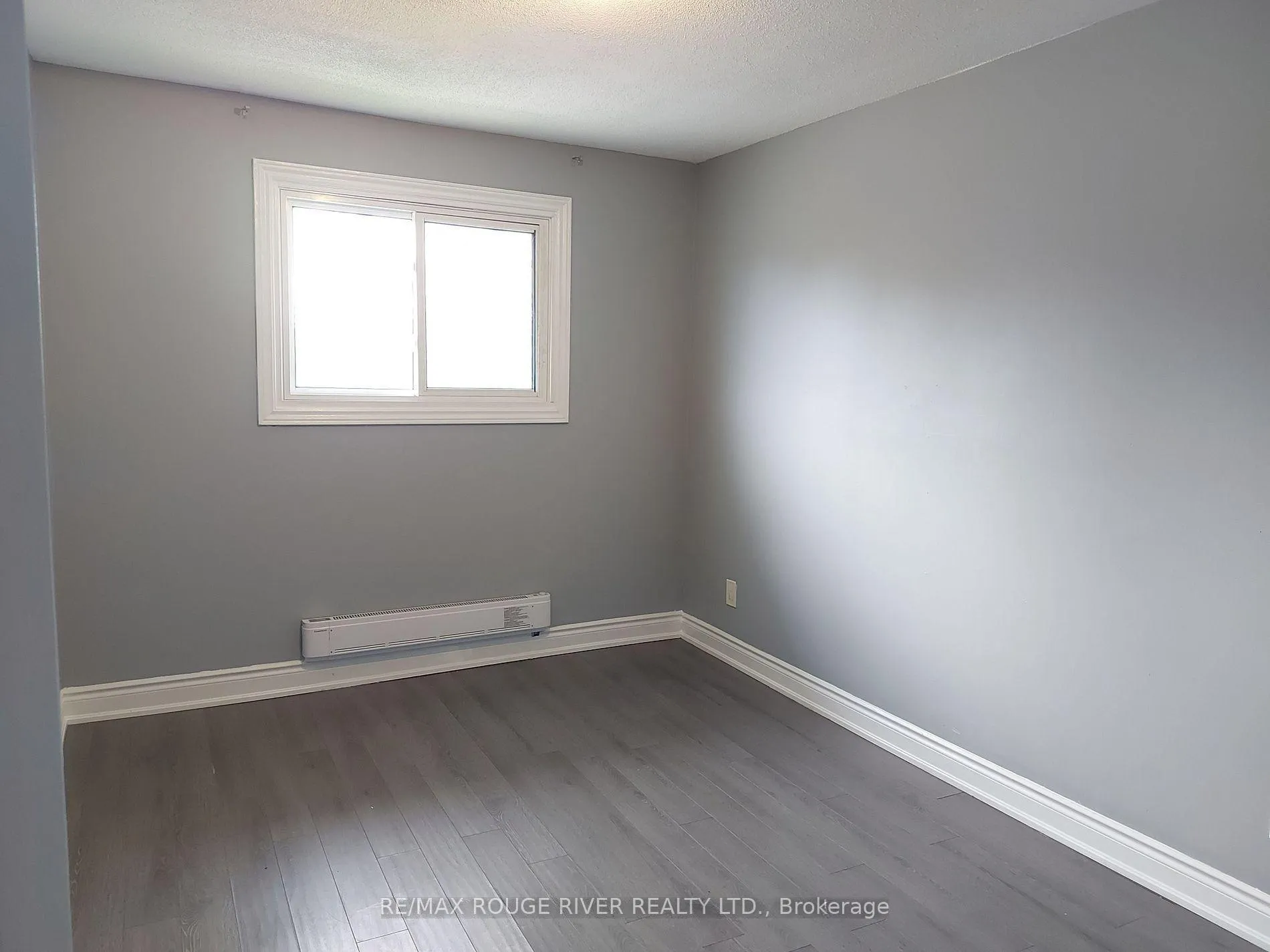 Photo 8 of Unit Main, 432 Bloor Street E, Oshawa, Lakeview — HOMEH