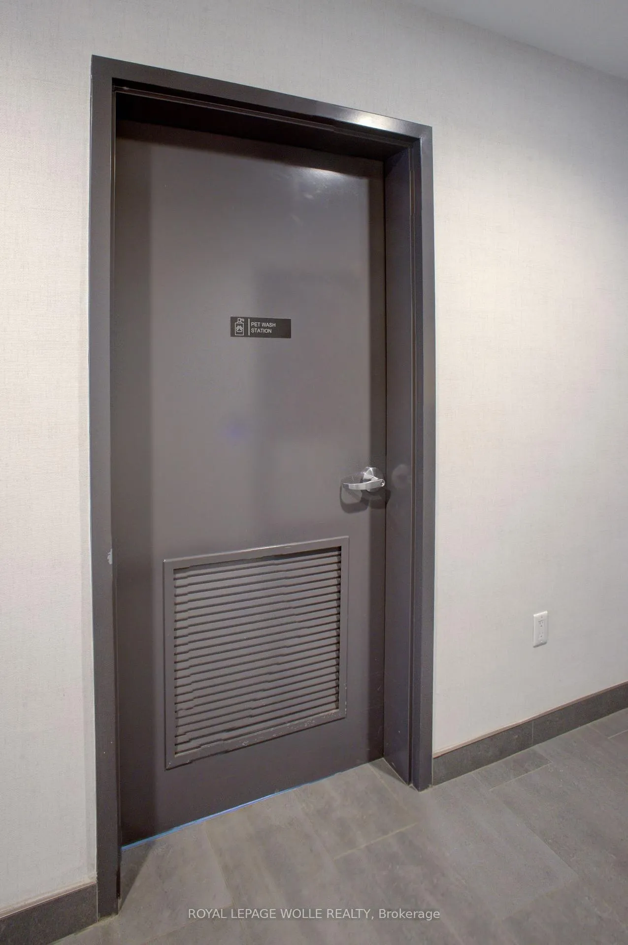 Photo 25 of Unit #208, 243 Northfield Drive E, Waterloo — HOMEH