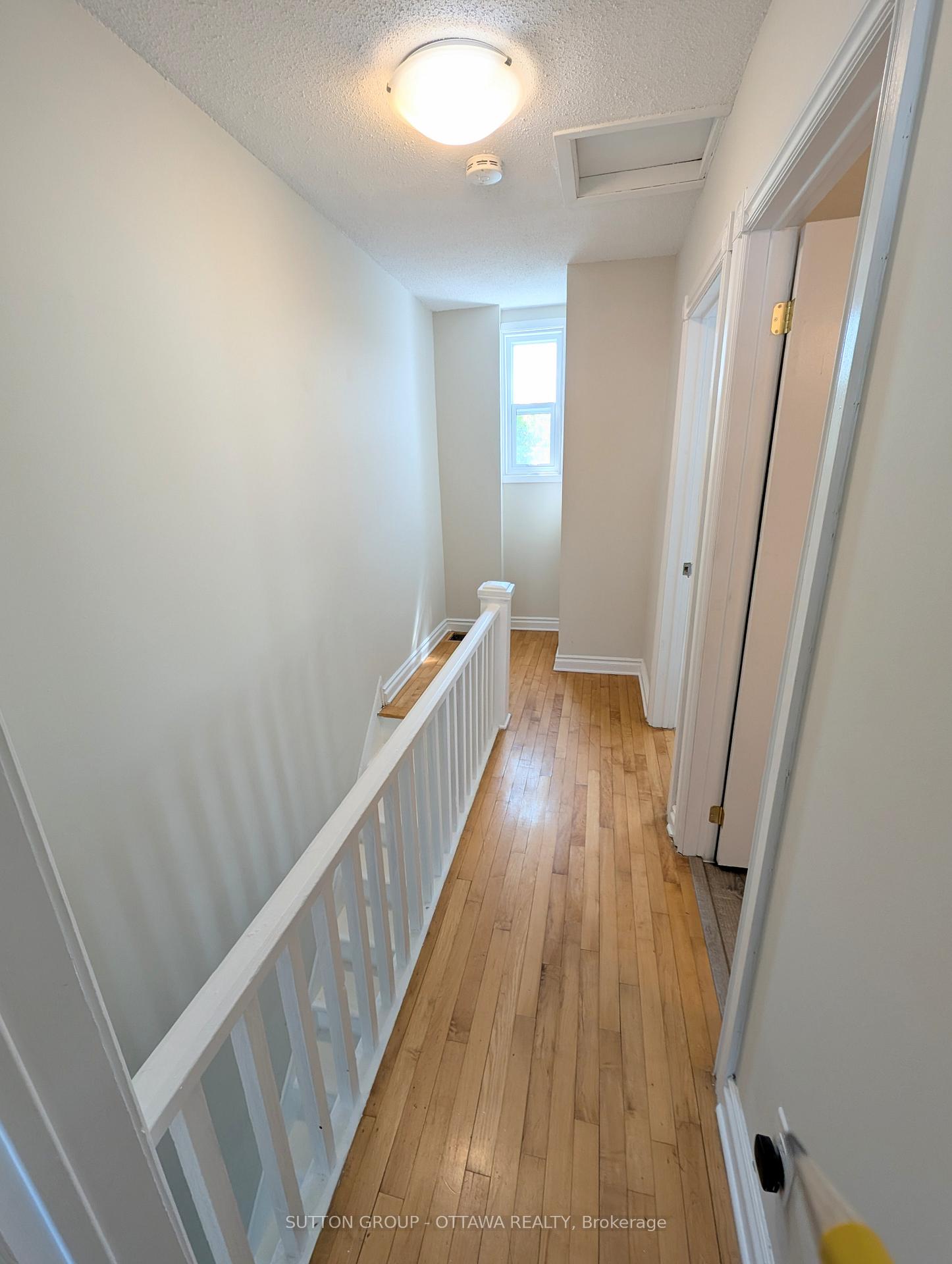 Photo 8 of 8 Robinson Avenue, Ottawa, Sandy Hill — HOMEH