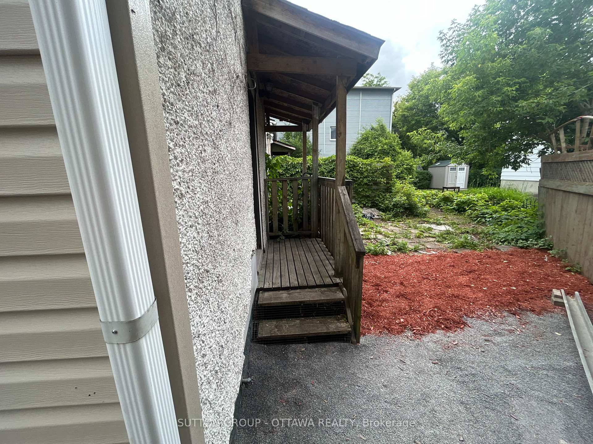 Photo 14 of 8 Robinson Avenue, Ottawa, Sandy Hill — HOMEH