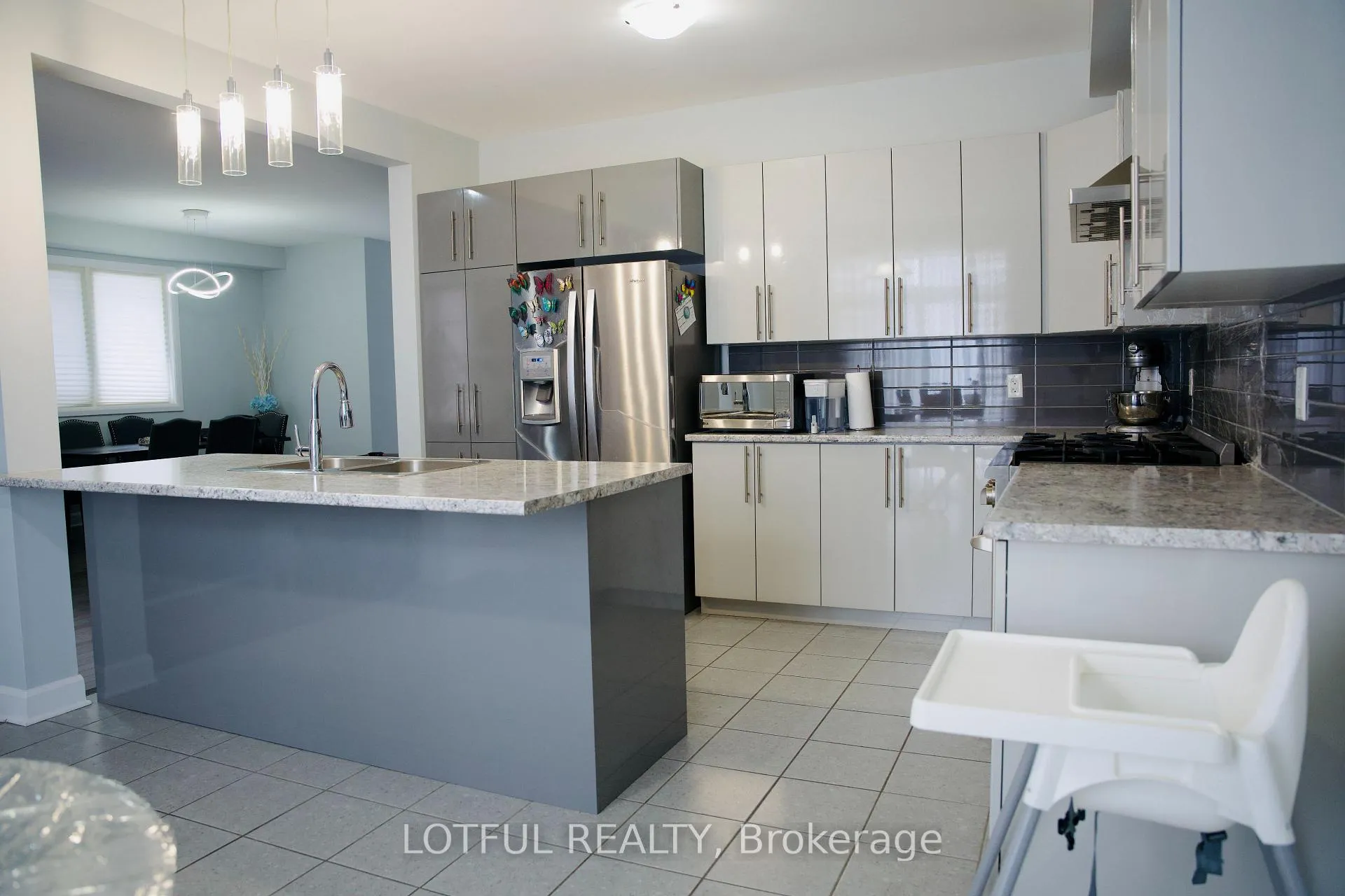 Photo 4 of 193 Aquarium Avenue, Ottawa, Avalon West — HOMEH