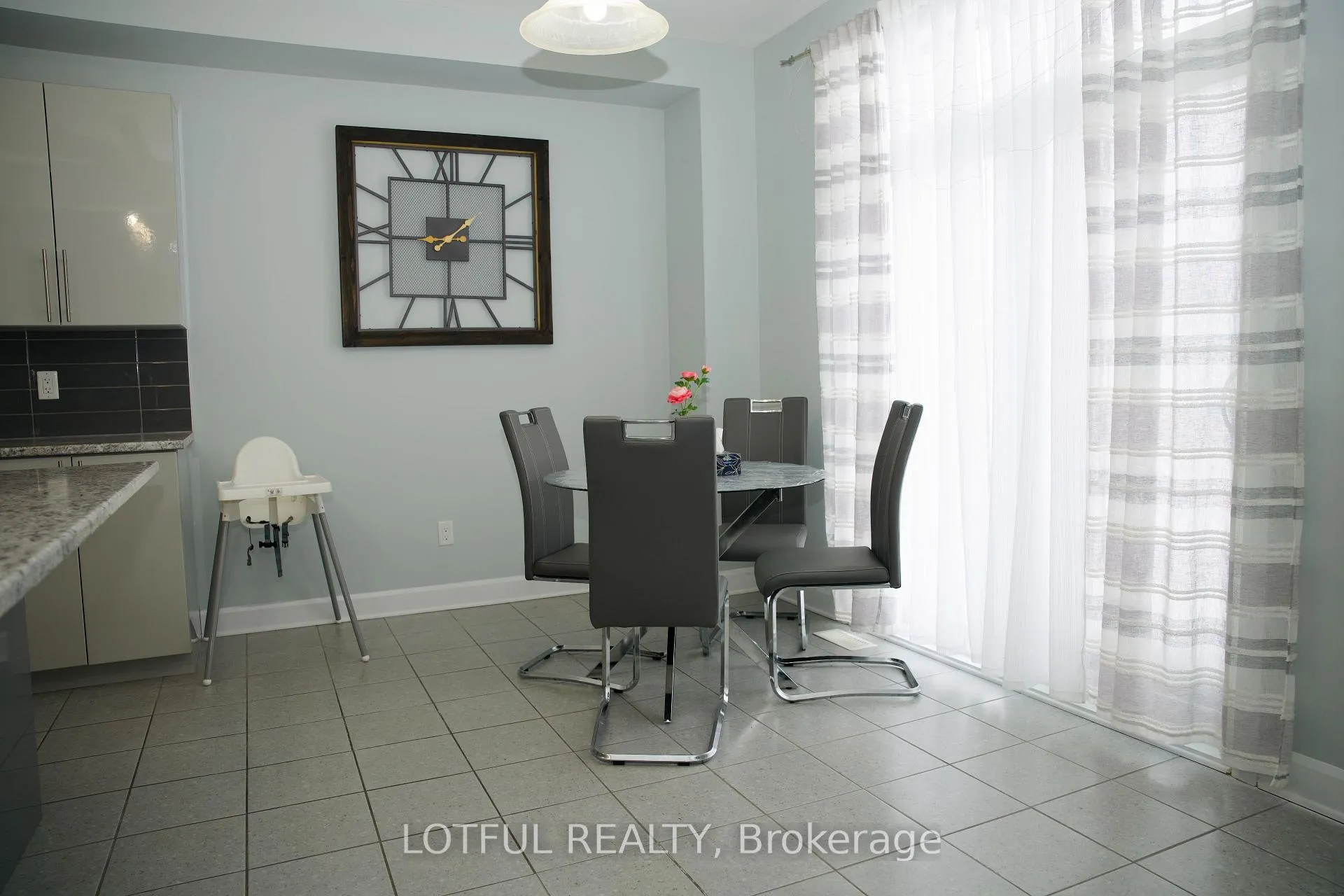 Photo 6 of 193 Aquarium Avenue, Ottawa, Avalon West — HOMEH
