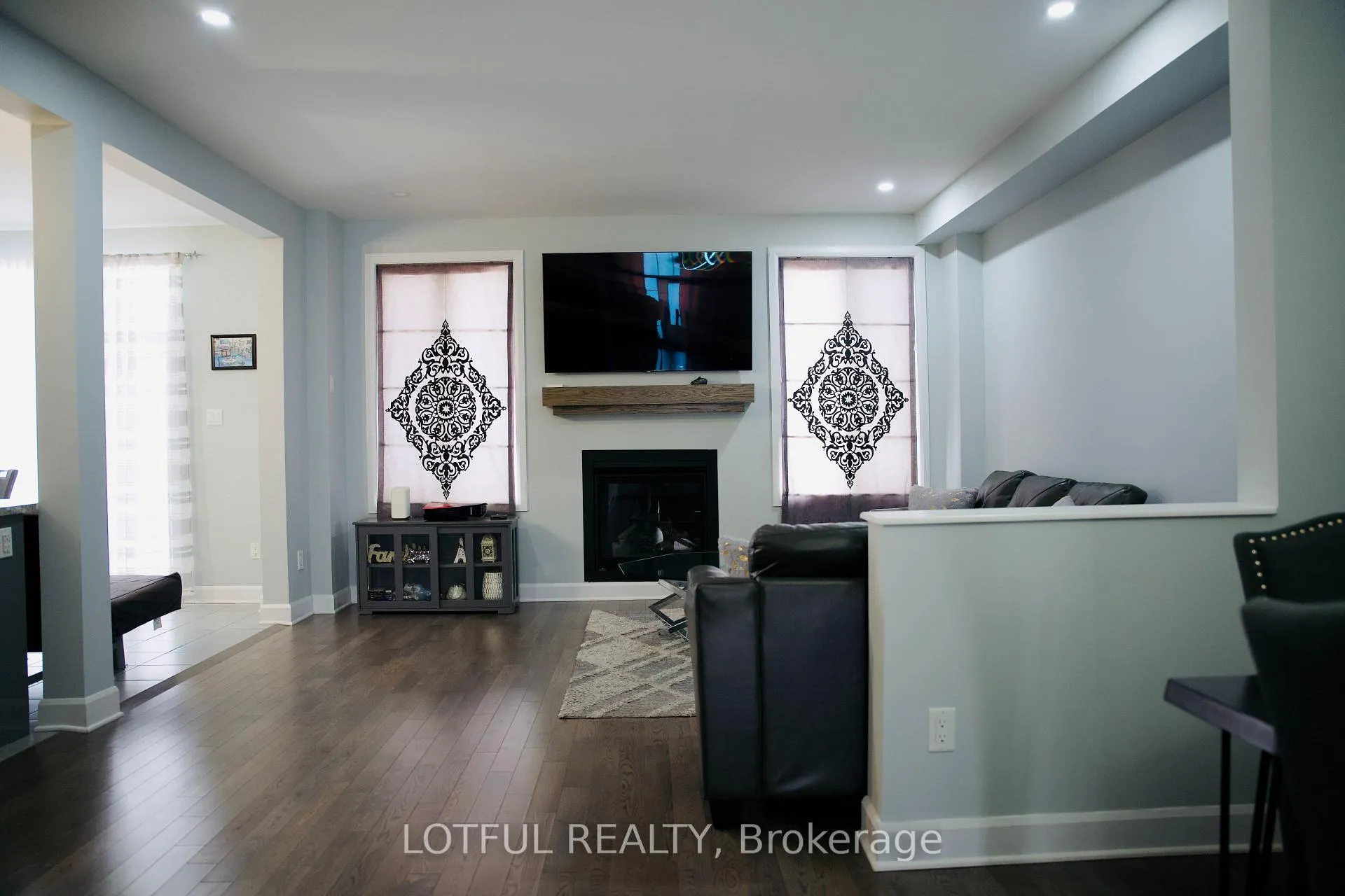 Photo 8 of 193 Aquarium Avenue, Ottawa, Avalon West — HOMEH