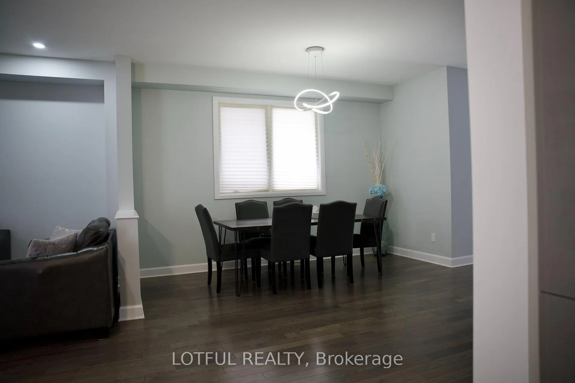 Photo 9 of 193 Aquarium Avenue, Ottawa, Avalon West — HOMEH