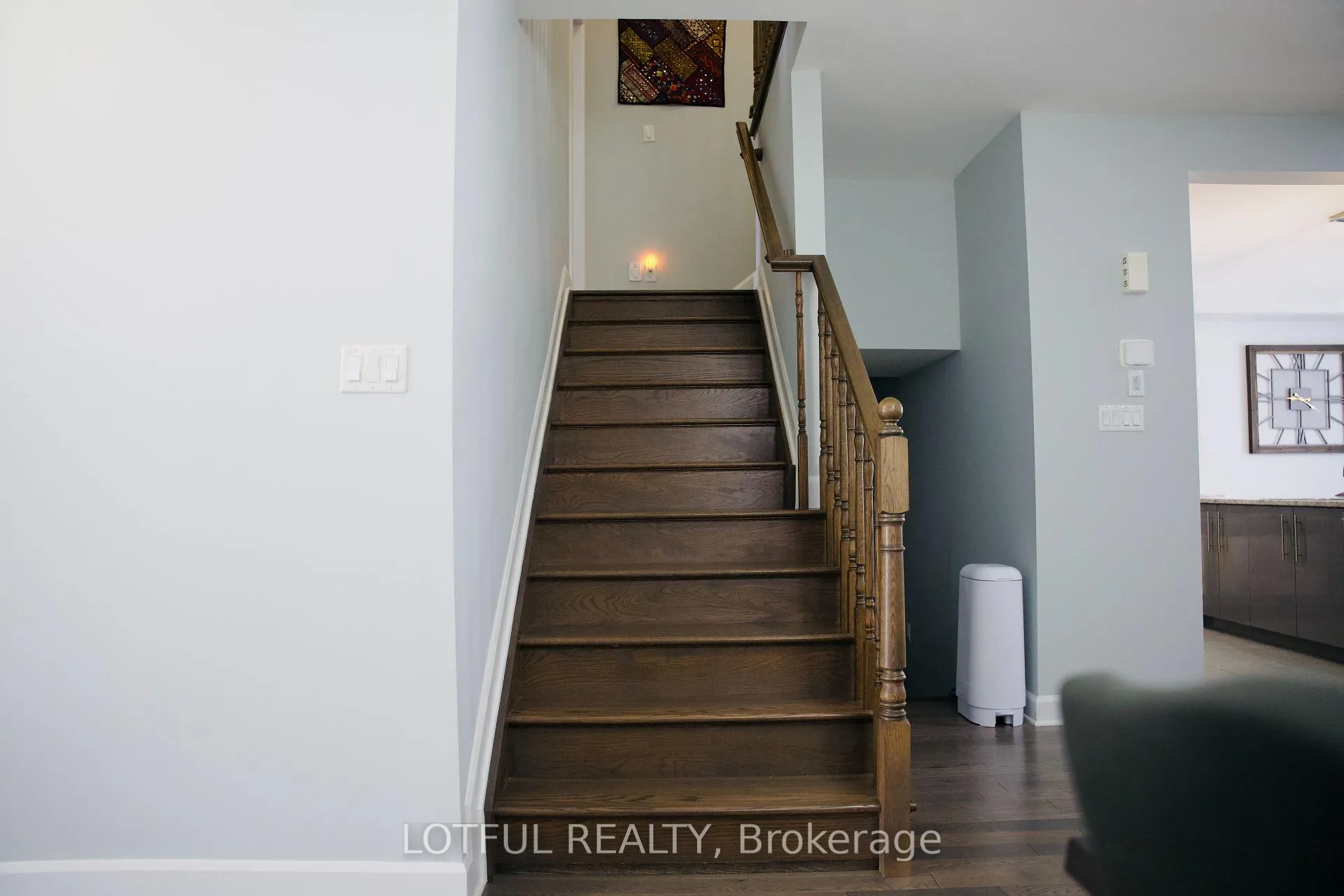 Photo 12 of 193 Aquarium Avenue, Ottawa, Avalon West — HOMEH