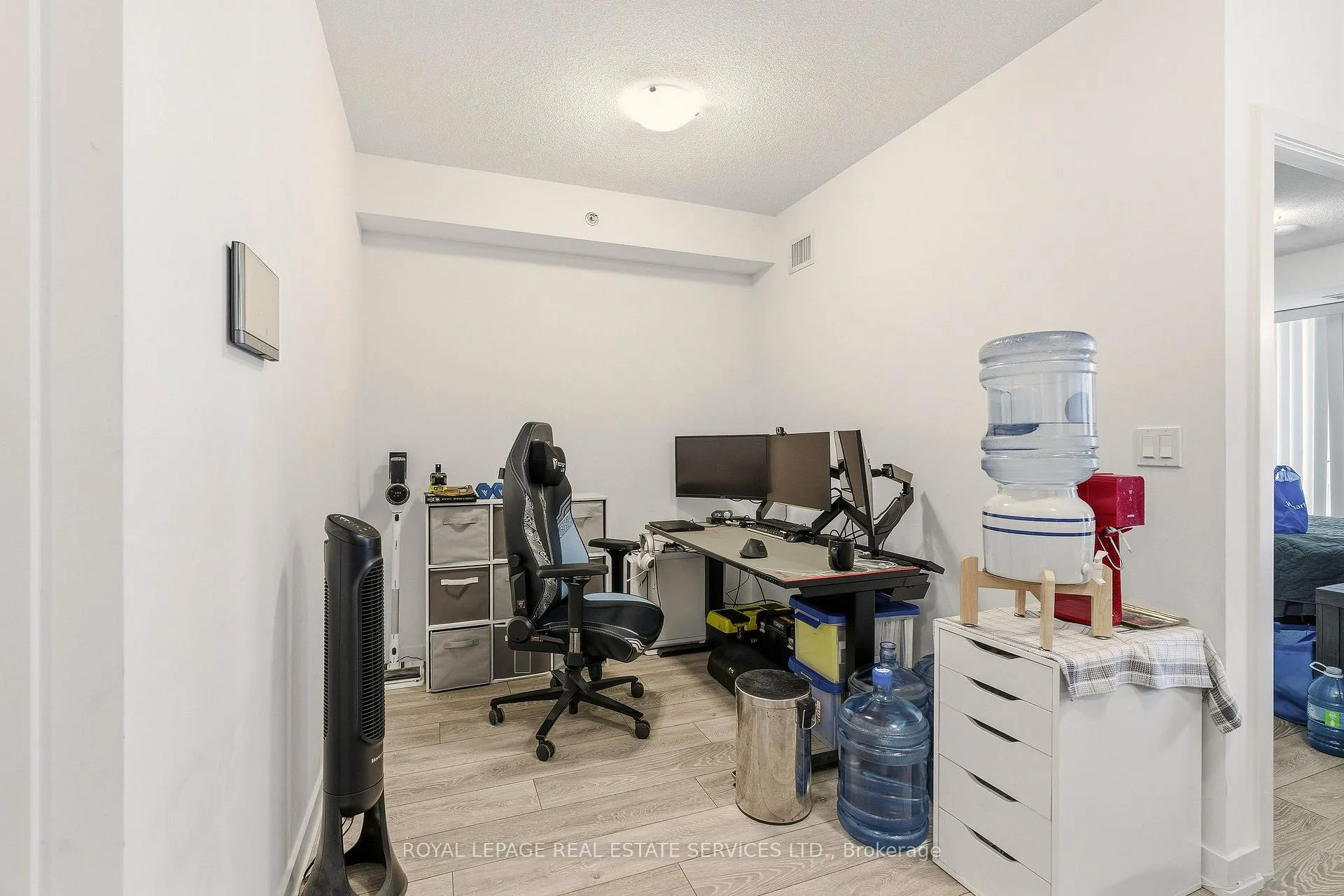 Photo 13 of Unit A318, 3210 Dakota Common, Burlington, Alton — HOMEH