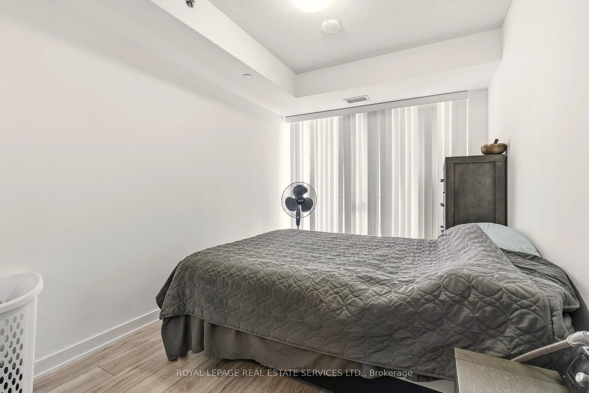 Photo 19 of Unit A318, 3210 Dakota Common, Burlington, Alton — HOMEH