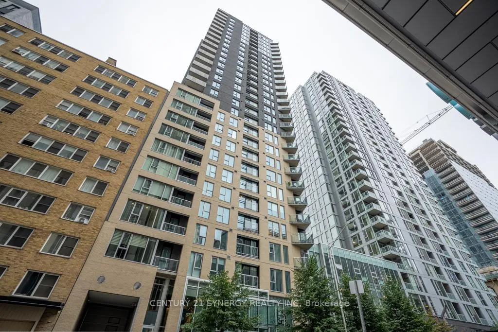Front of Unit 403, 40 Nepean Street
