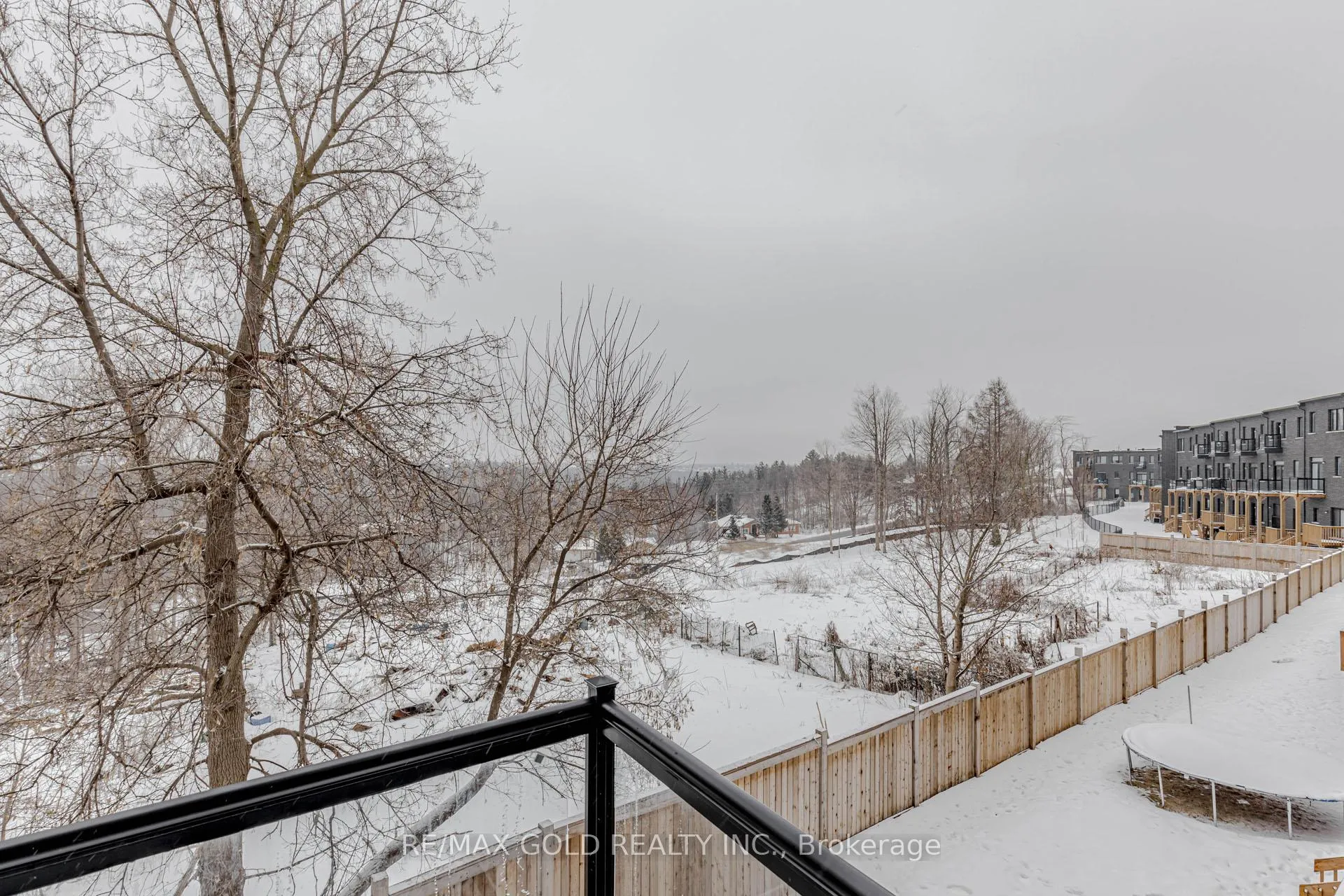 Photo 23 of 39 Inverary Crescent, Vaughan, Kleinburg — HOMEH