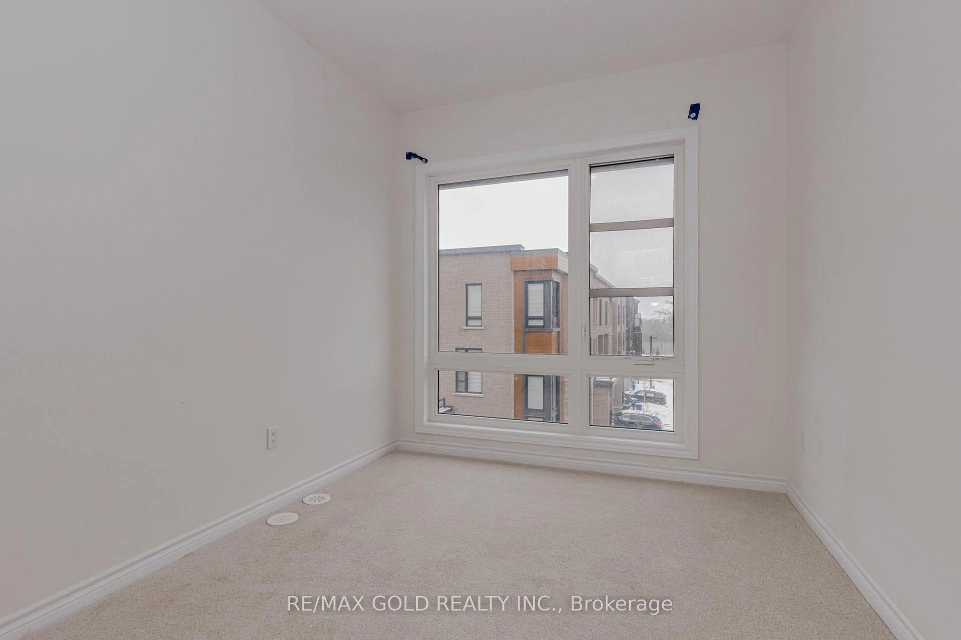 Photo 47 of 39 Inverary Crescent, Vaughan, Kleinburg — HOMEH