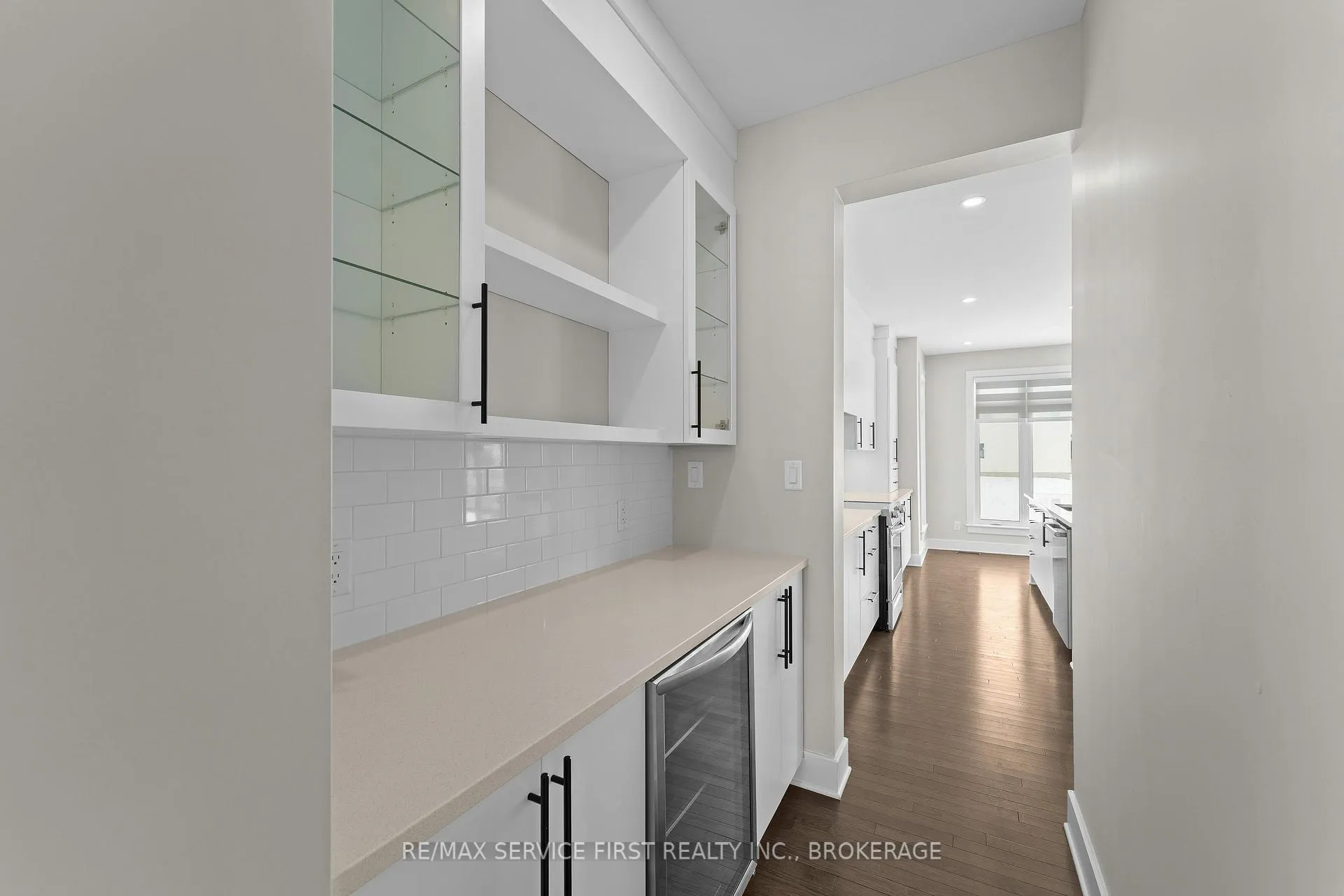 Photo 18 of 1601 Willow Court, Kingston, City Northwest — HOMEH