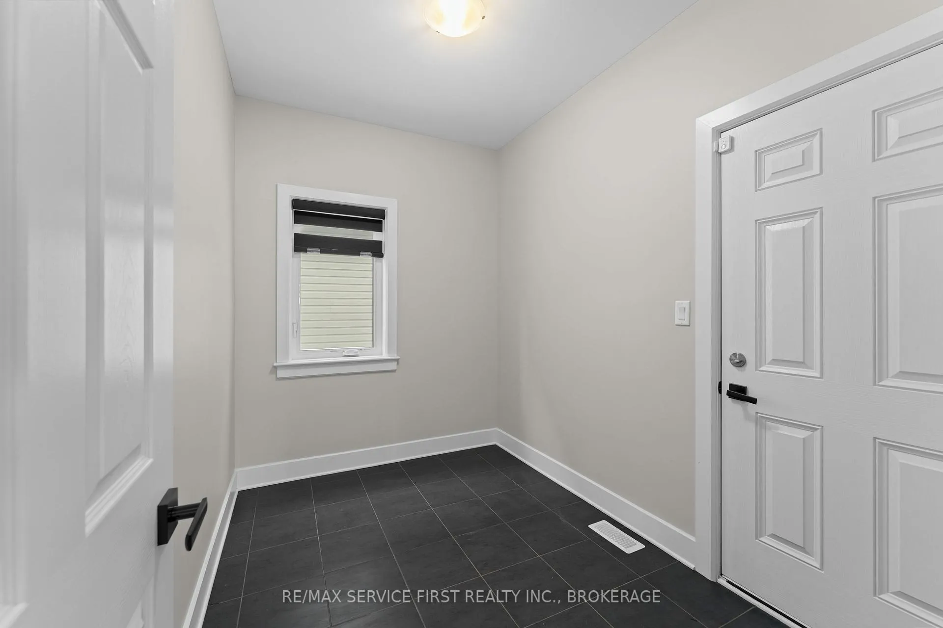 Photo 22 of 1601 Willow Court, Kingston, City Northwest — HOMEH
