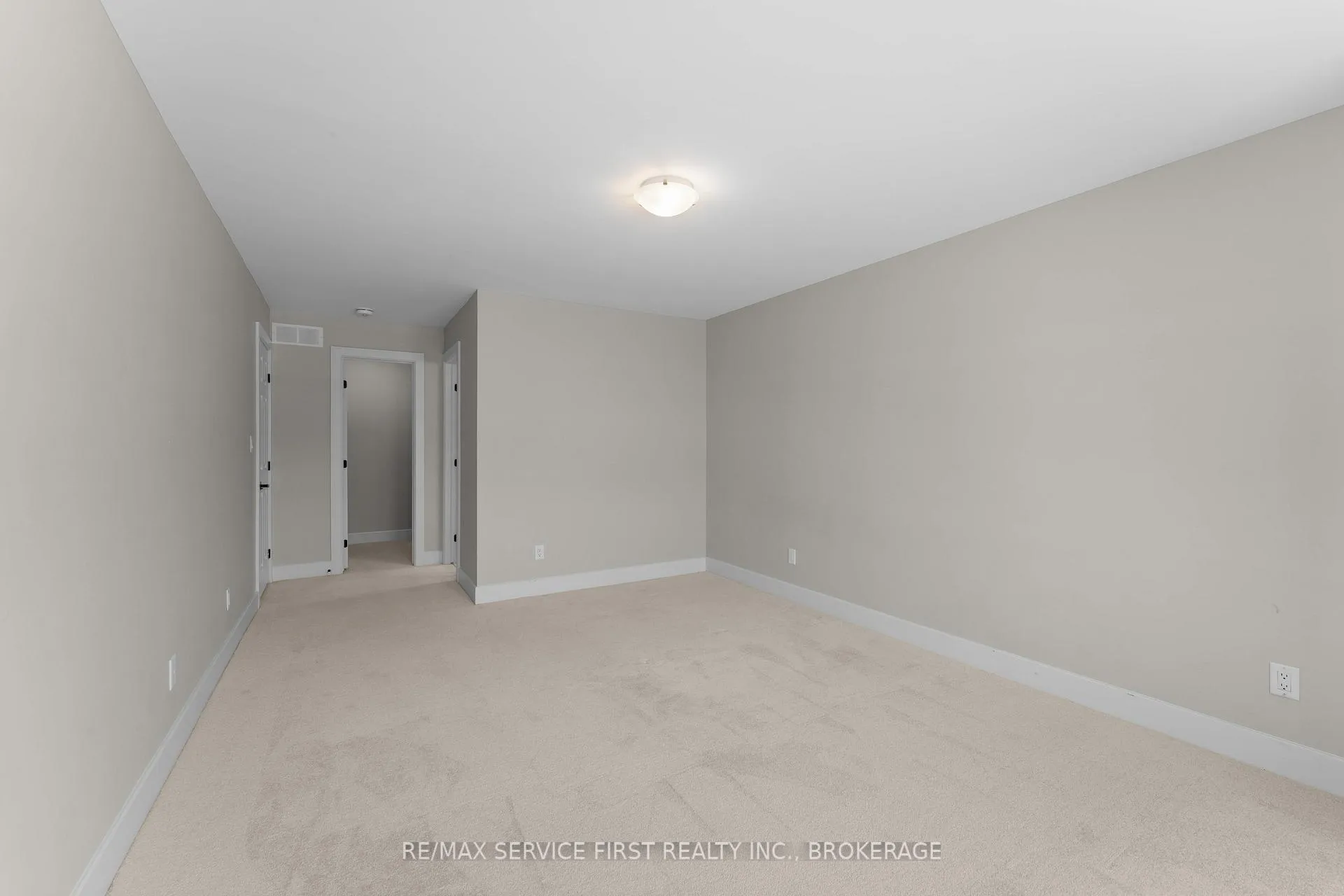 Photo 34 of 1601 Willow Court, Kingston, City Northwest — HOMEH