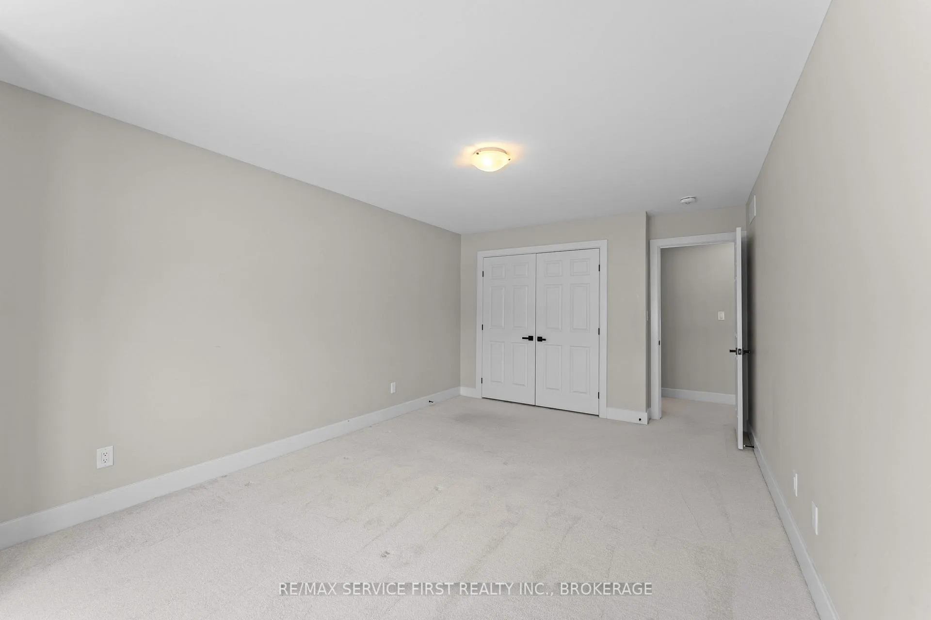 Photo 41 of 1601 Willow Court, Kingston, City Northwest — HOMEH