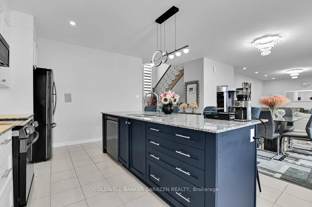 Photo 8 of 2052 Elevation Road, Ottawa, Barrhaven - Half Moon Bay — HOMEH
