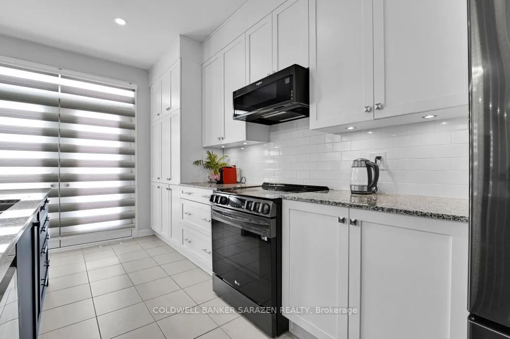 Photo 10 of 2052 Elevation Road, Ottawa, Barrhaven - Half Moon Bay — HOMEH