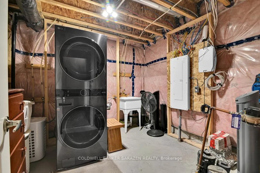 Photo 31 of 2052 Elevation Road, Ottawa, Barrhaven - Half Moon Bay — HOMEH