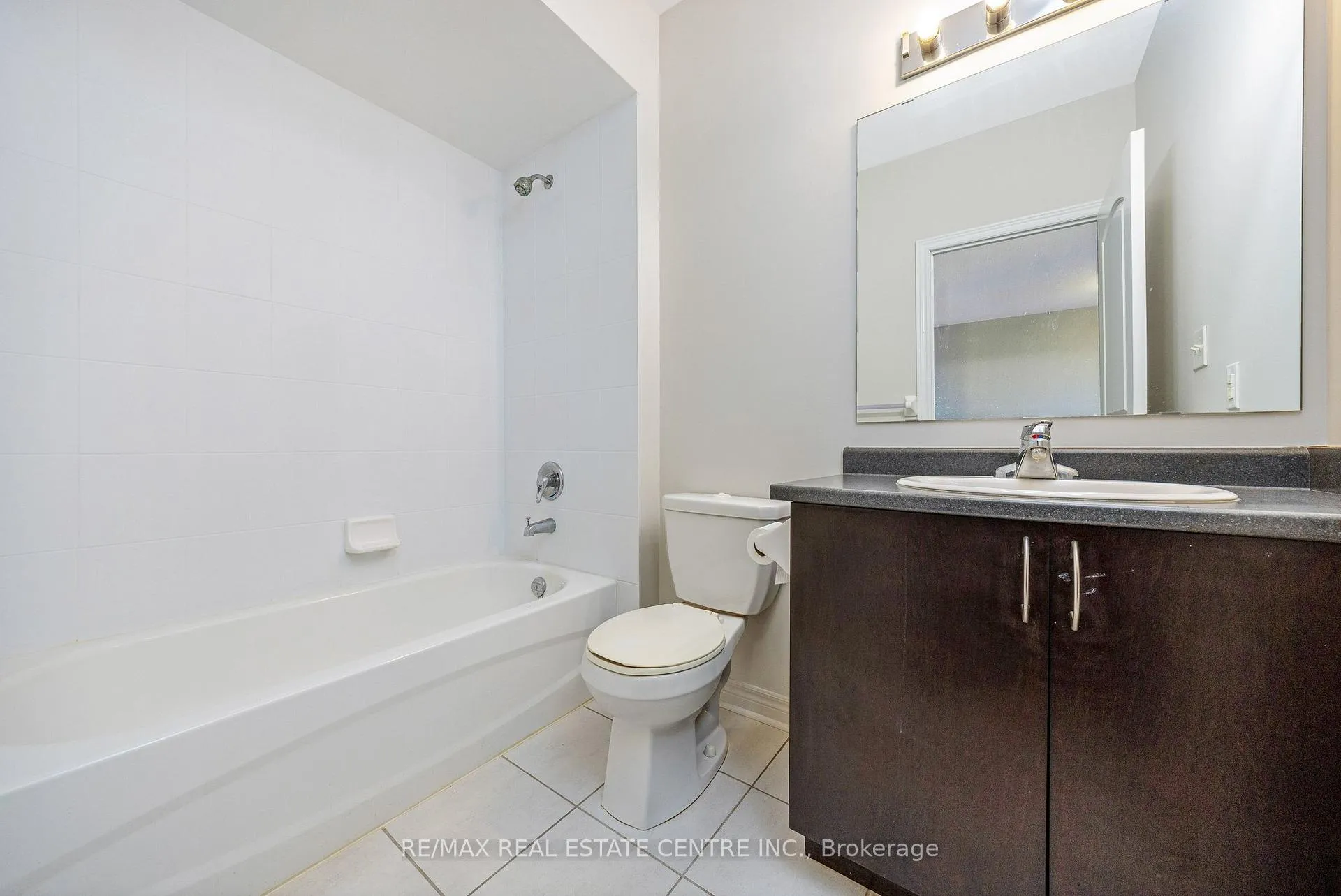 Photo 29 of Unit 216, 383 Main Street E, Milton, Old Milton — HOMEH