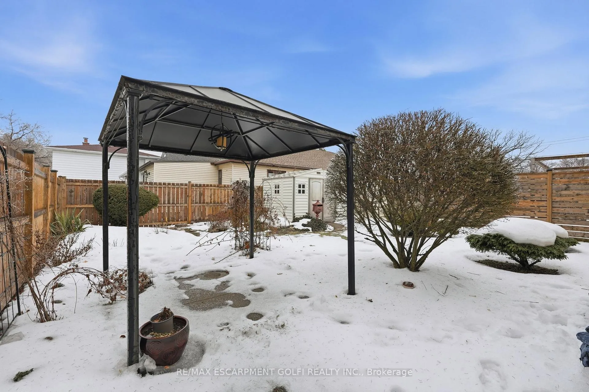 Photo 14 of 251 Brucedale Avenue E, Hamilton, Inch Park — HOMEH