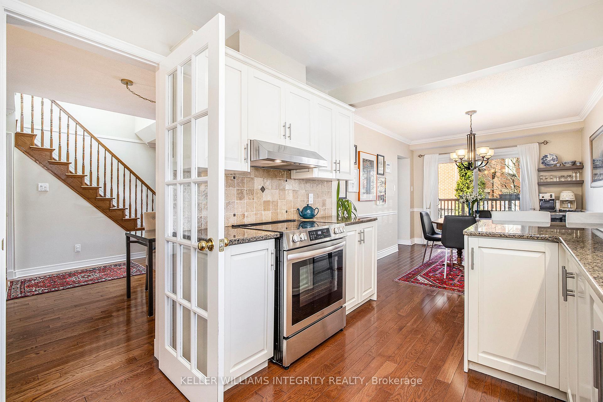 Photo 12 of 136 Dunbarton Court, Ottawa, Cardinal Glen — HOMEH