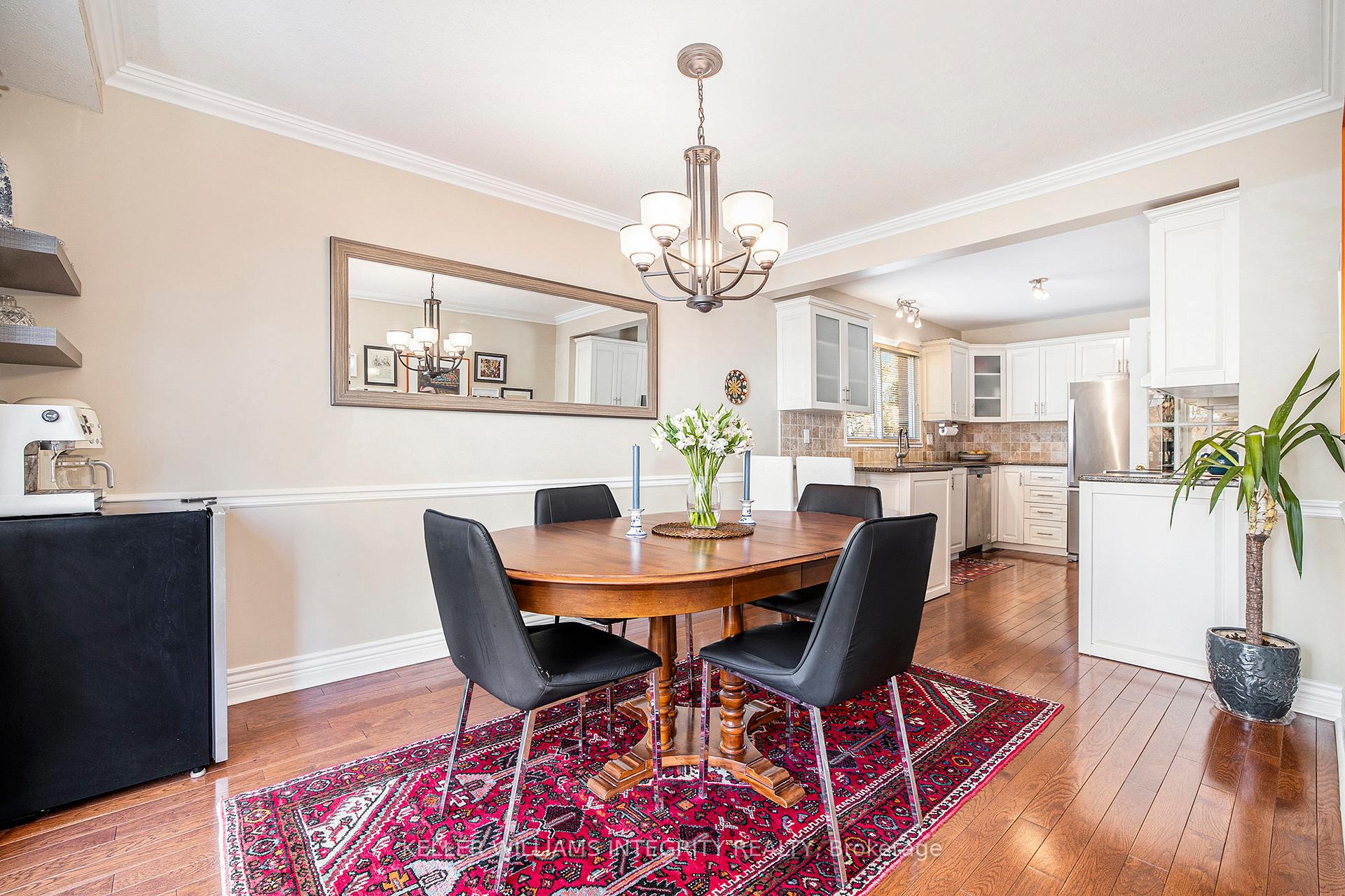 Photo 14 of 136 Dunbarton Court, Ottawa, Cardinal Glen — HOMEH