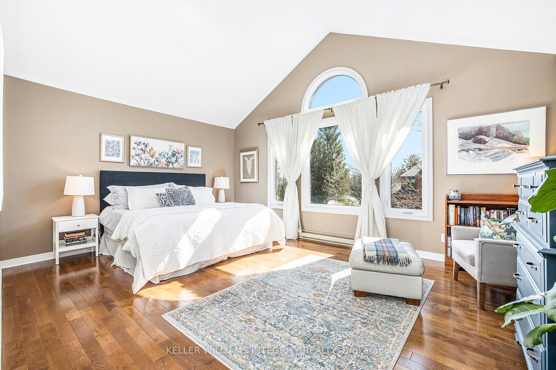 Photo 20 of 136 Dunbarton Court, Ottawa, Cardinal Glen — HOMEH