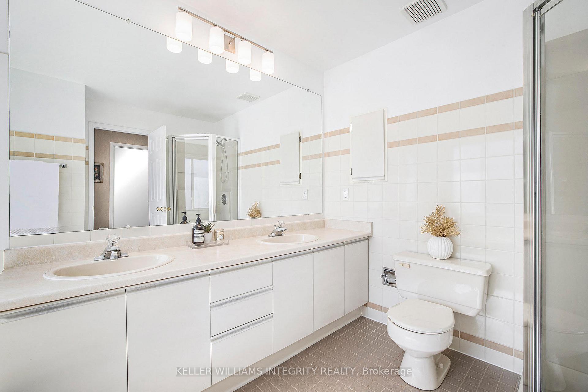 Photo 23 of 136 Dunbarton Court, Ottawa, Cardinal Glen — HOMEH