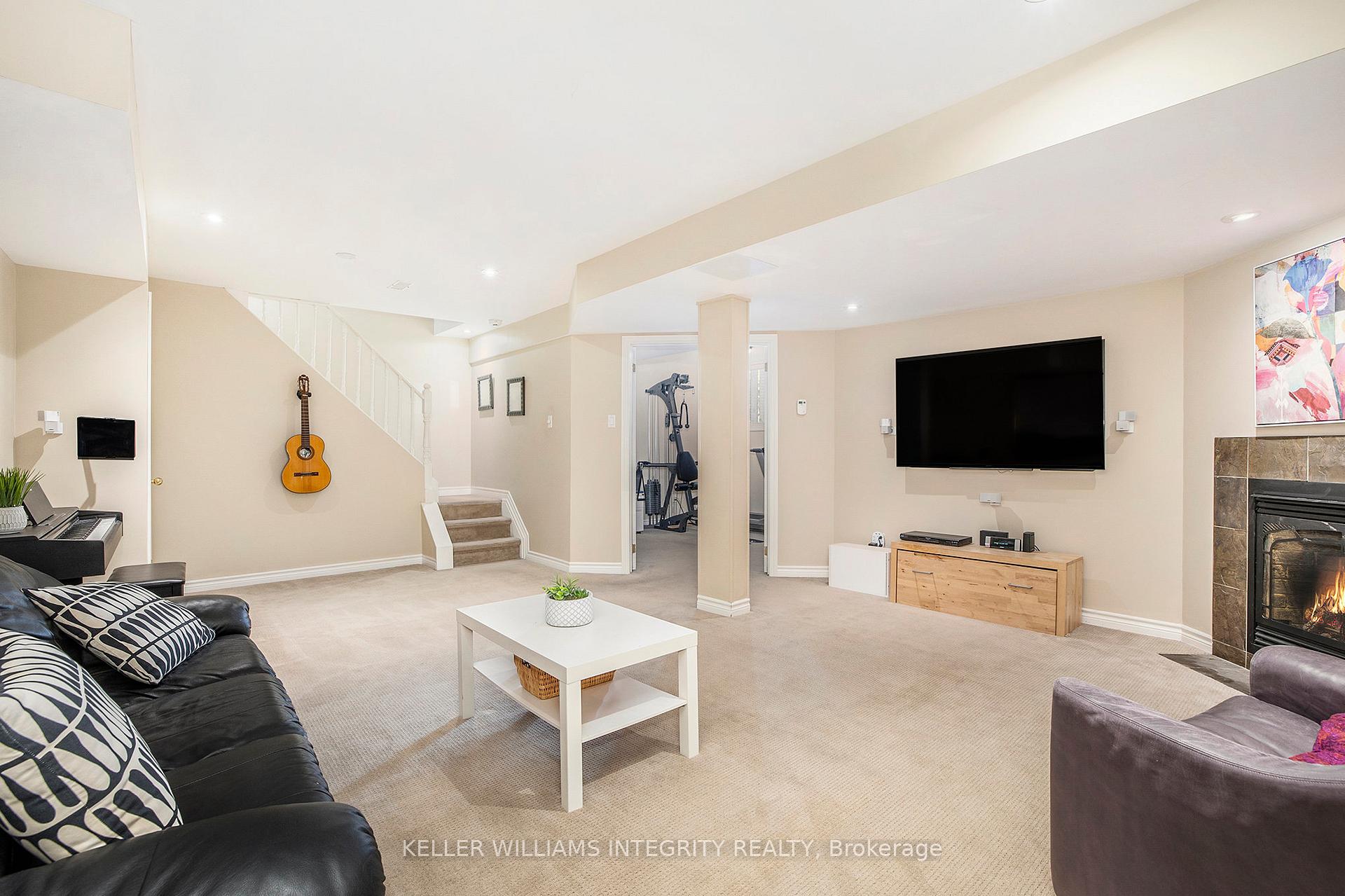 Photo 30 of 136 Dunbarton Court, Ottawa, Cardinal Glen — HOMEH