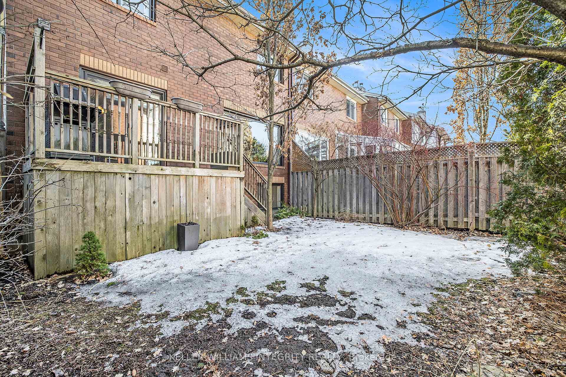 Photo 32 of 136 Dunbarton Court, Ottawa, Cardinal Glen — HOMEH