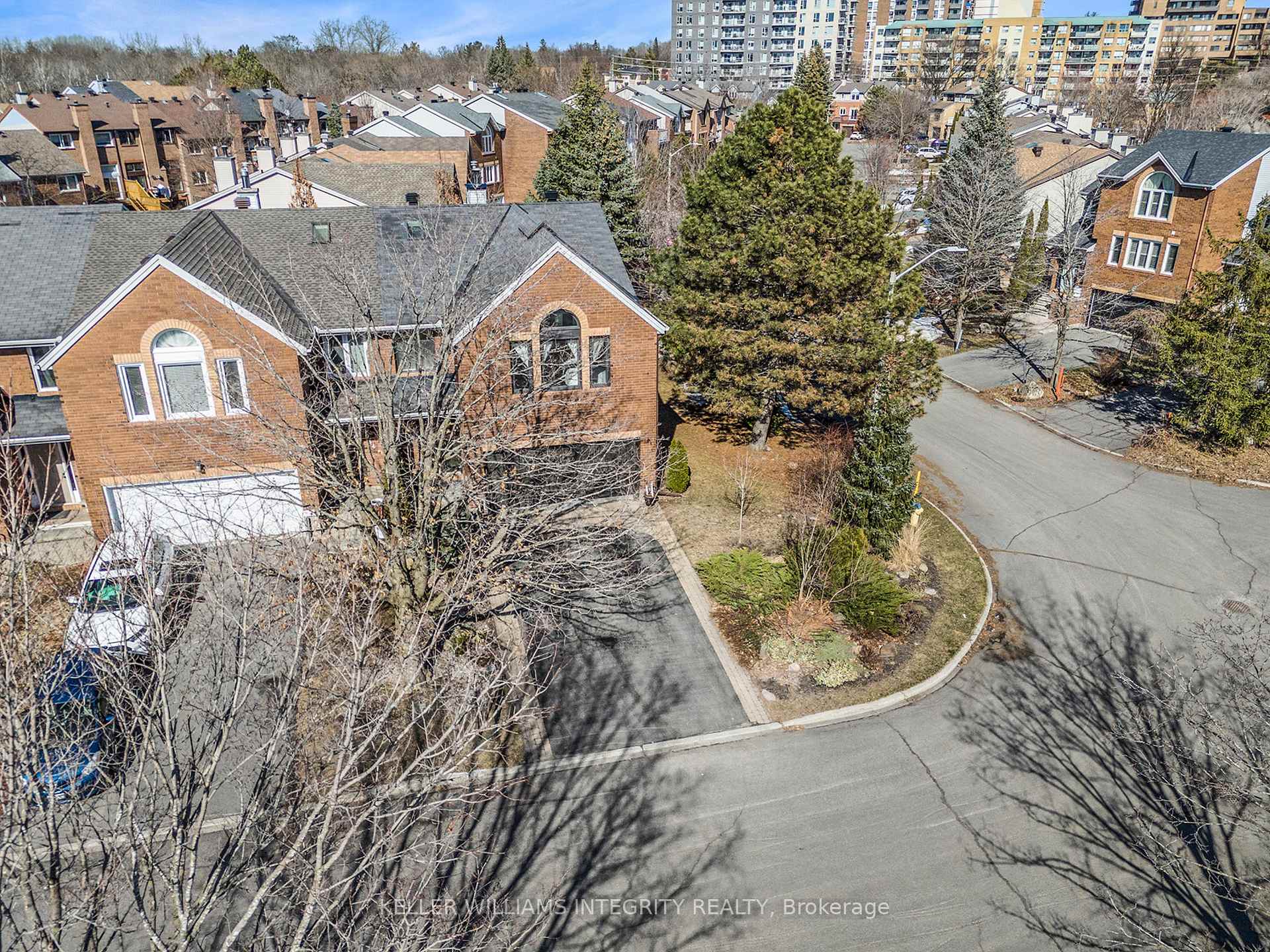 Photo 34 of 136 Dunbarton Court, Ottawa, Cardinal Glen — HOMEH