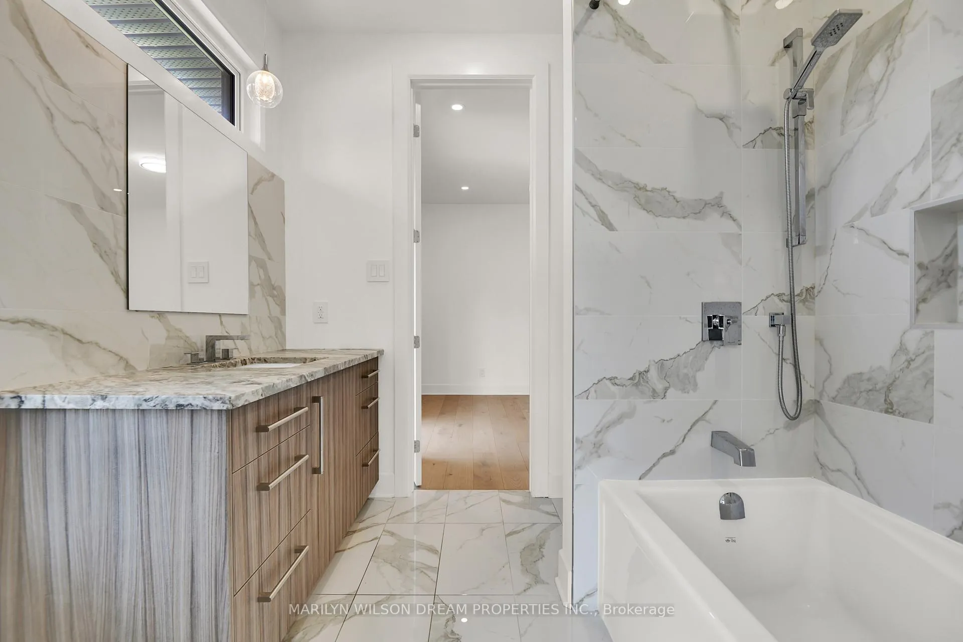 Photo 28 of 320 Crestview Road, Ottawa, Alta Vista/Faircrest Heights — HOMEH