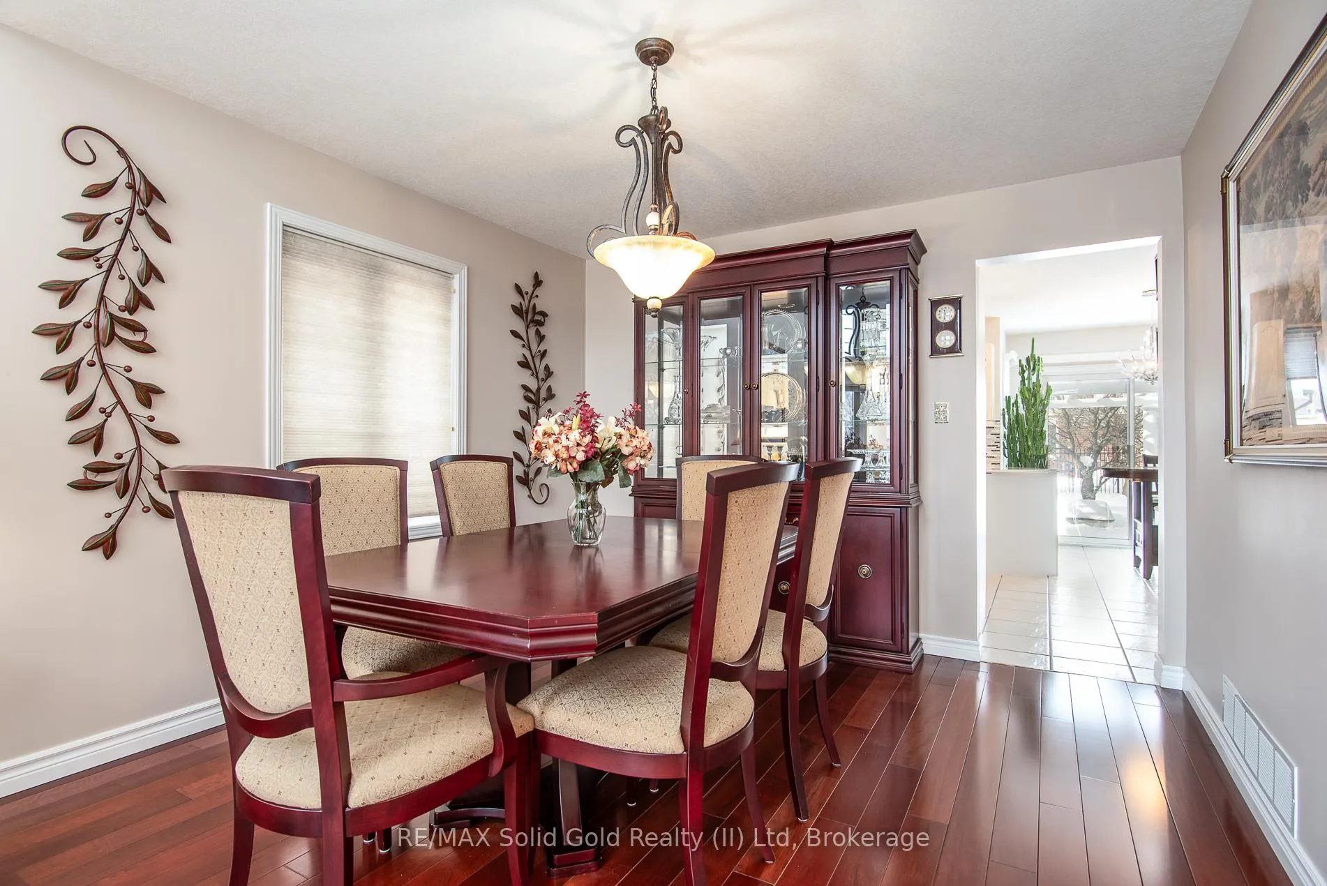 Photo 8 of 110 Deer Ridge Drive, Kitchener — HOMEH