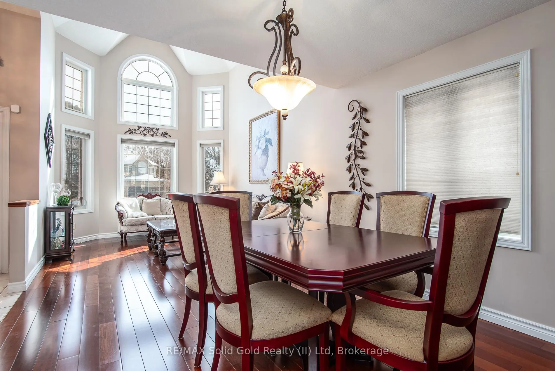 Photo 9 of 110 Deer Ridge Drive, Kitchener — HOMEH