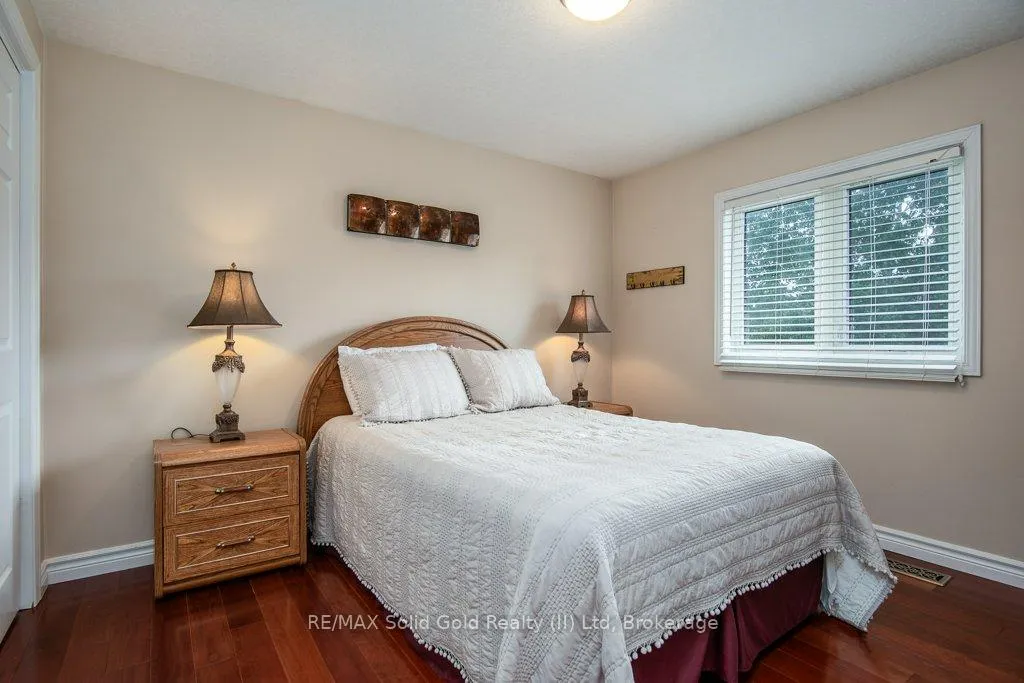 Photo 25 of 110 Deer Ridge Drive, Kitchener — HOMEH