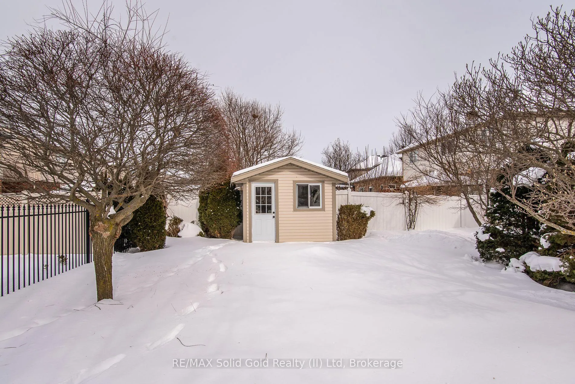 Photo 38 of 110 Deer Ridge Drive, Kitchener — HOMEH