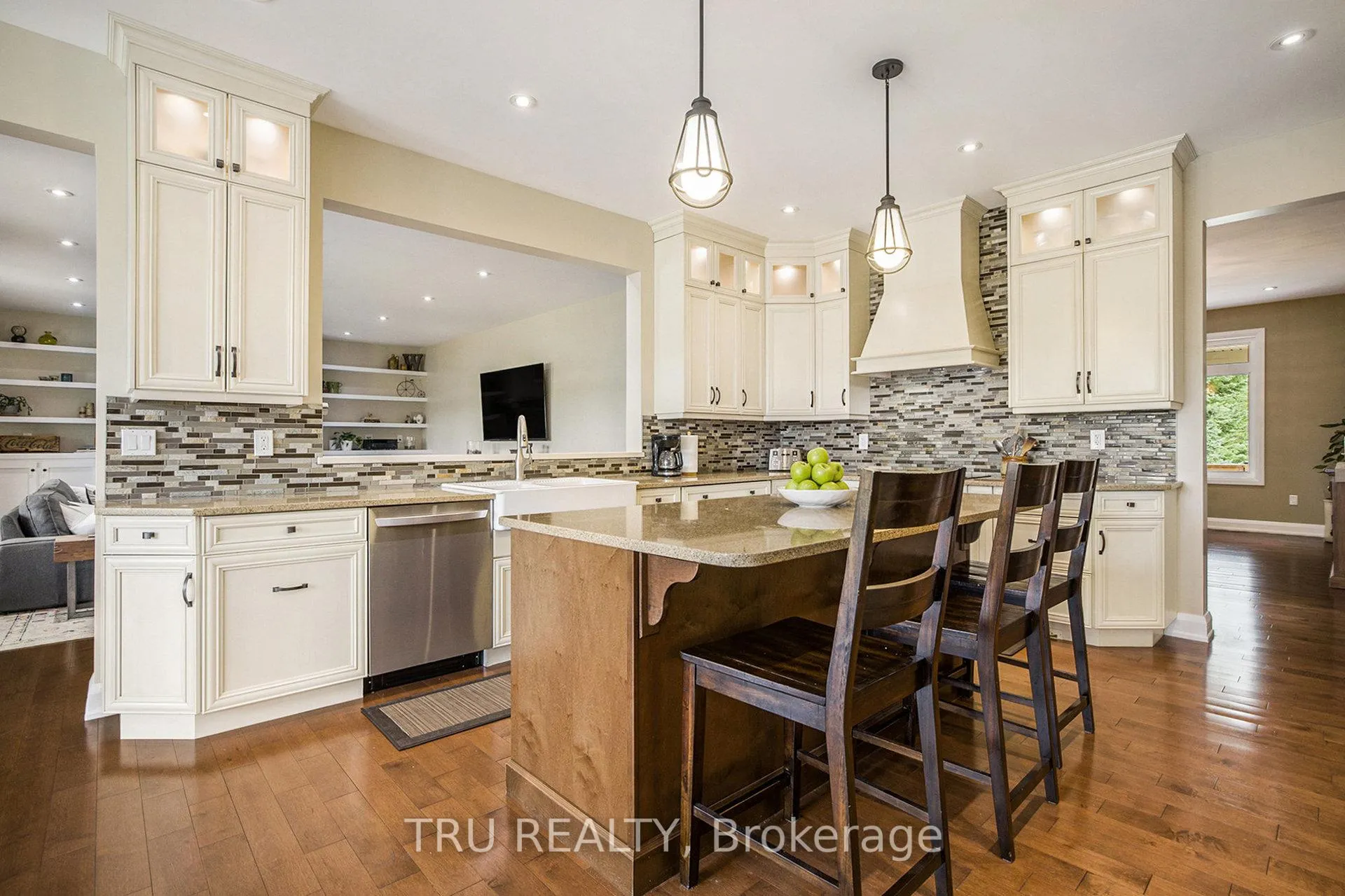 Photo 7 of 2465 Marchurst Road, Ottawa, Kanata - Kanata (North West) — HOMEH